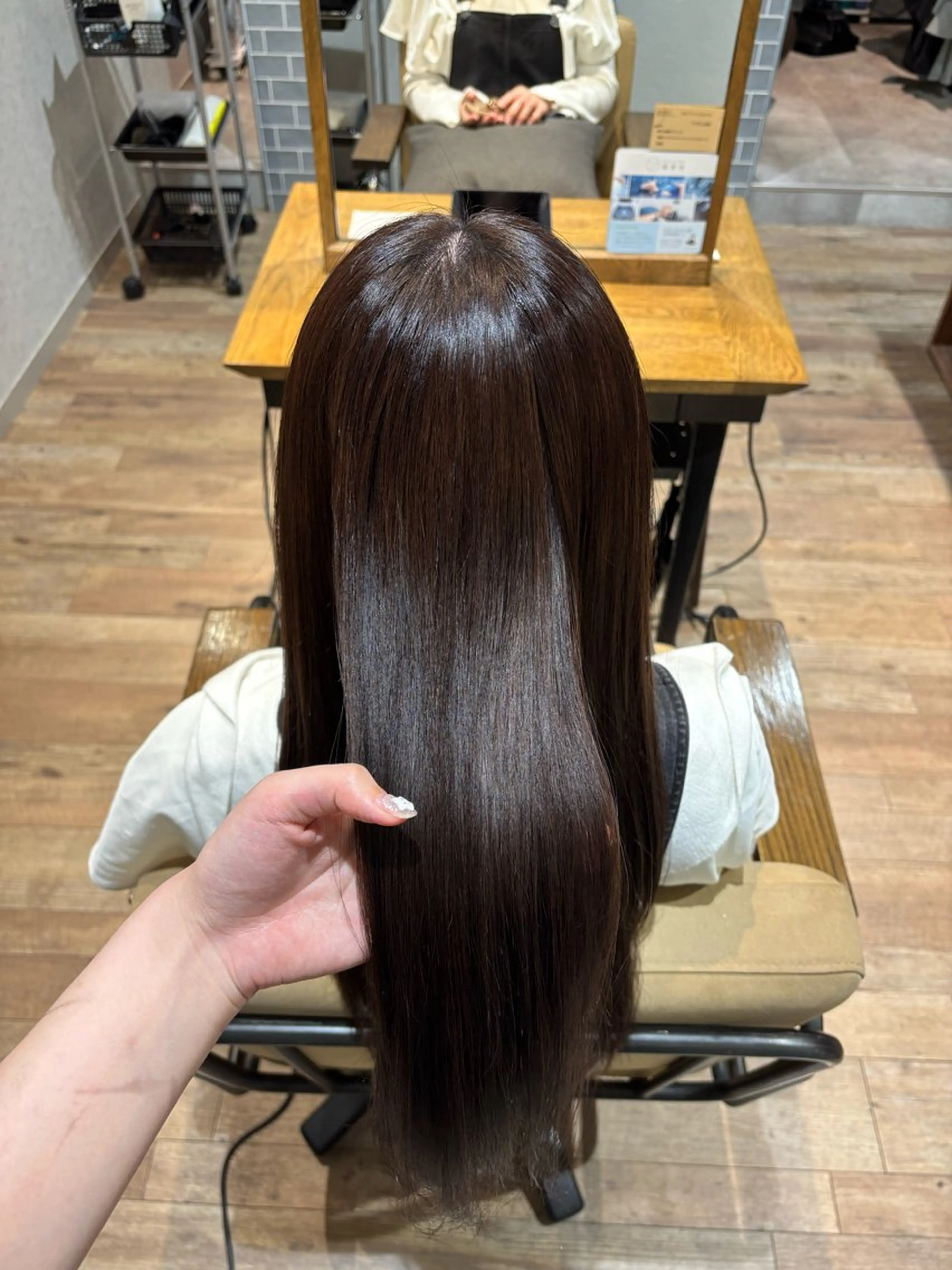 カラー ブラウンカラー 透明感カラー ヘアカラー 澤入 鈴のヘアスタイル
