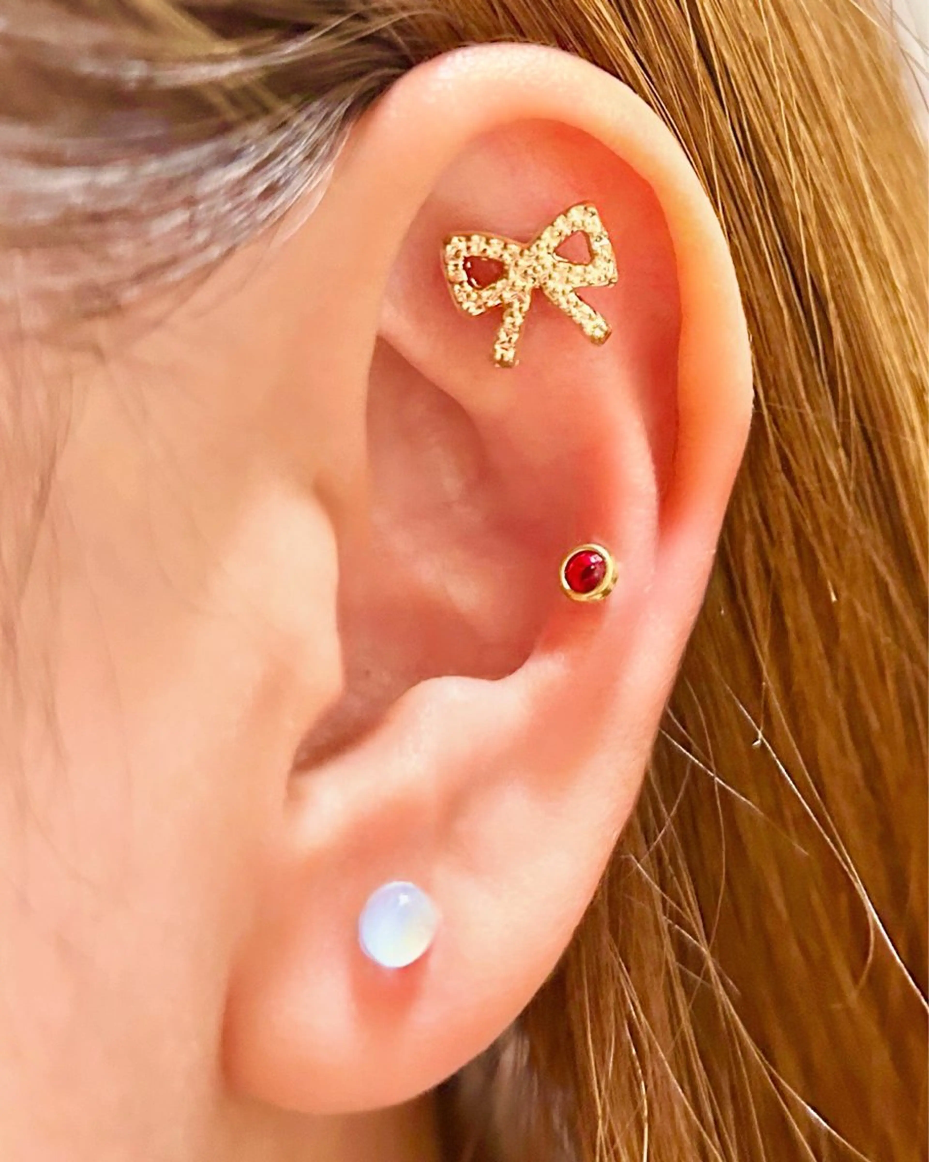 【耳ツボジュエリー】豊富なデザインから6粒(片耳3粒ずつ)選んじゃおう！可愛く美容健康/ダイエットの写真