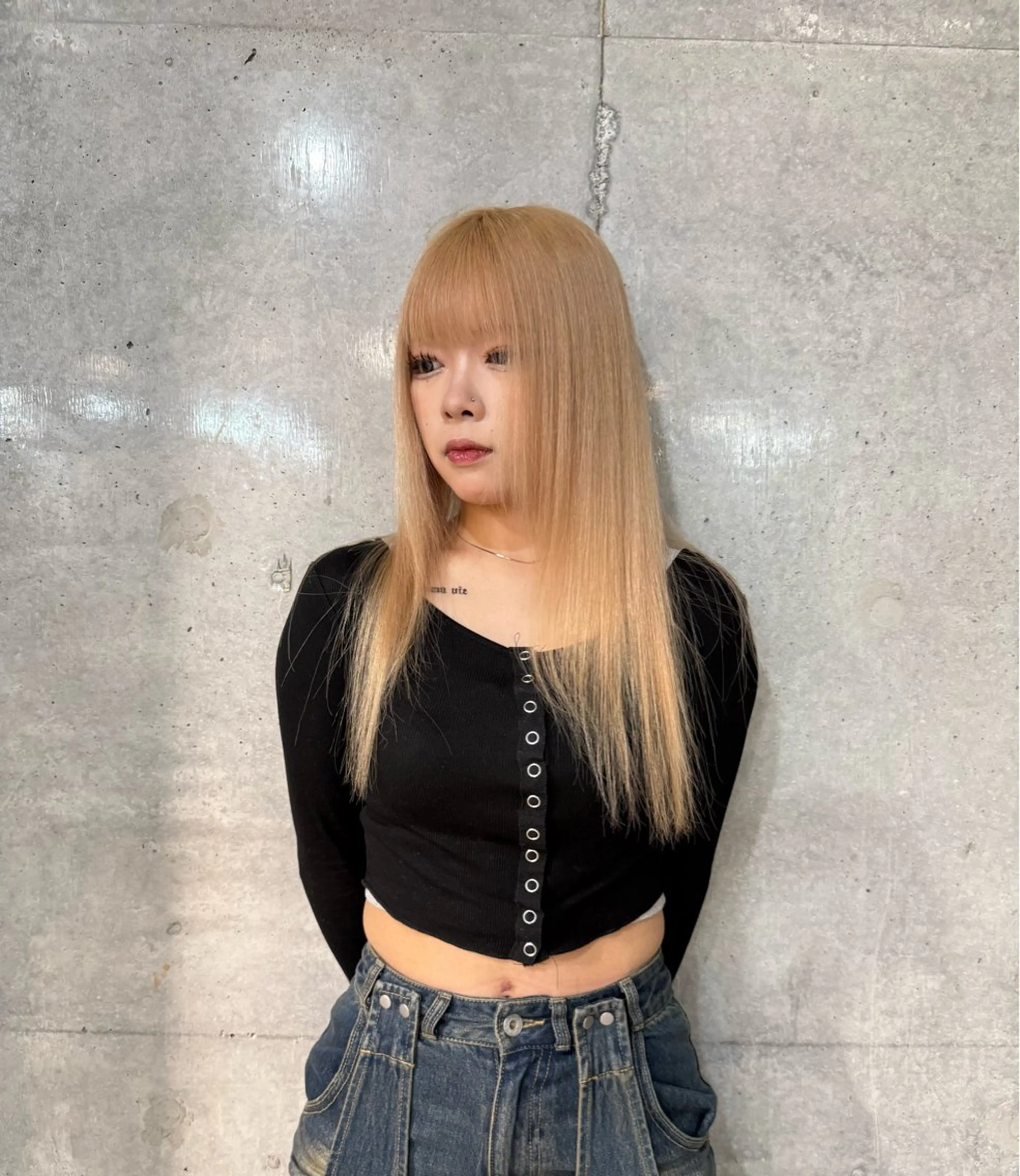 ロング カラー ベージュカラー ミルクティーベージュ ヘアカラー 【🥀履歴修正🥀】 ハイトーン職人/拓真のヘアスタイル