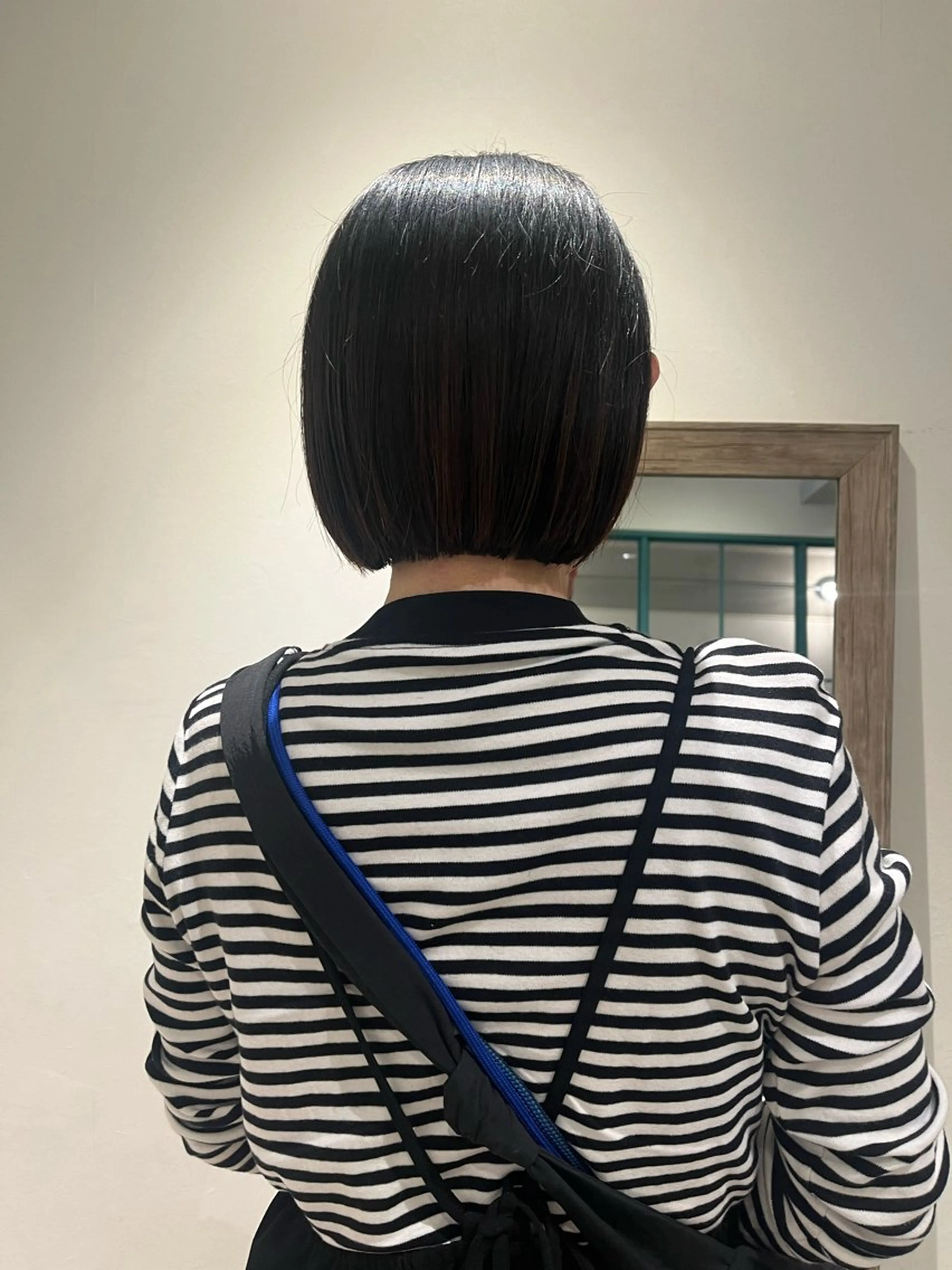 ショート カラー カット トリートメント ヘッドスパ 地毛風ストレート ミニボブ🌷江梨🍎のヘアスタイル