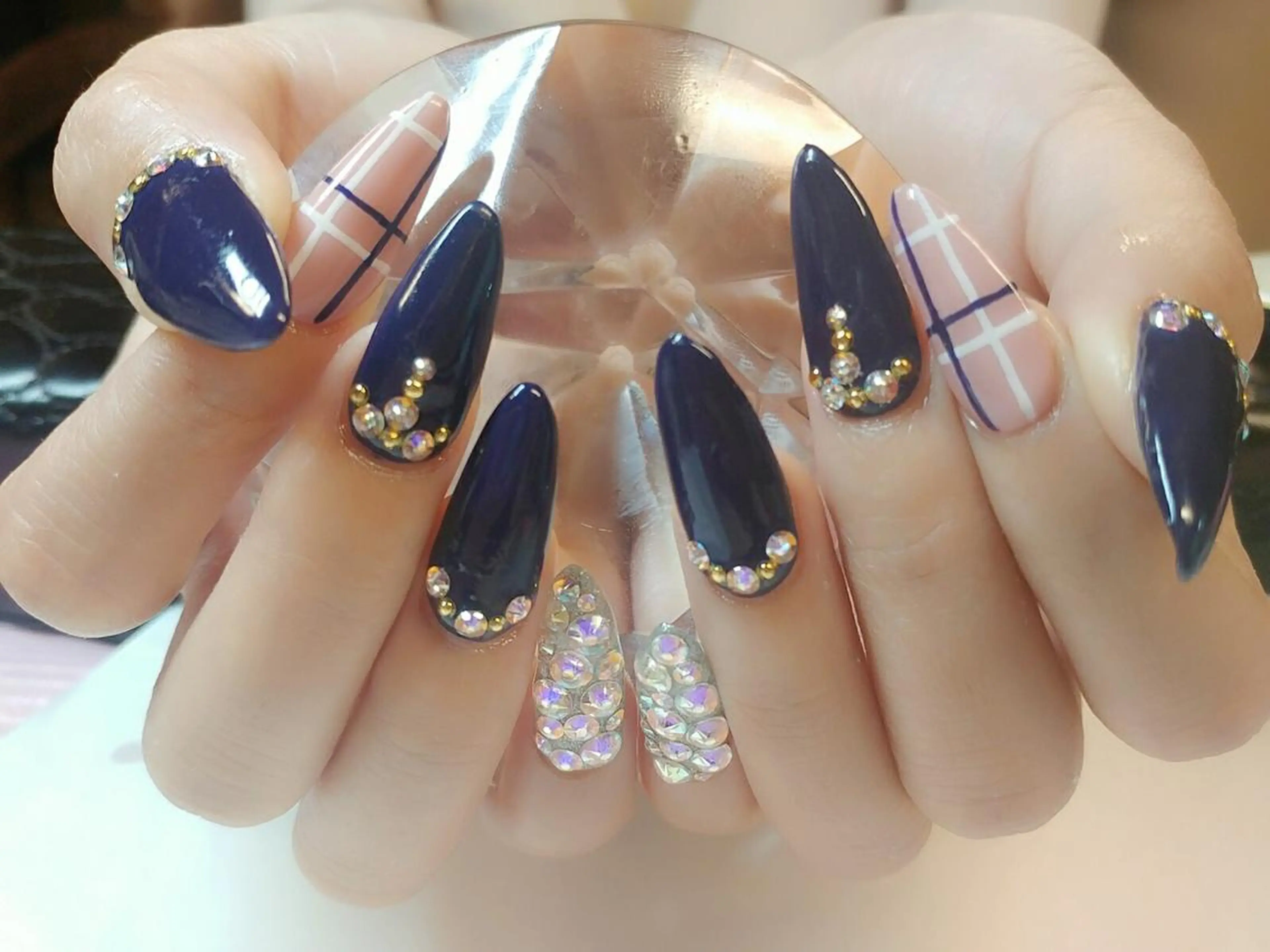 ネイル 🦋AYNIL🦋 ナチュラル専門店♥️のネイルデザイン