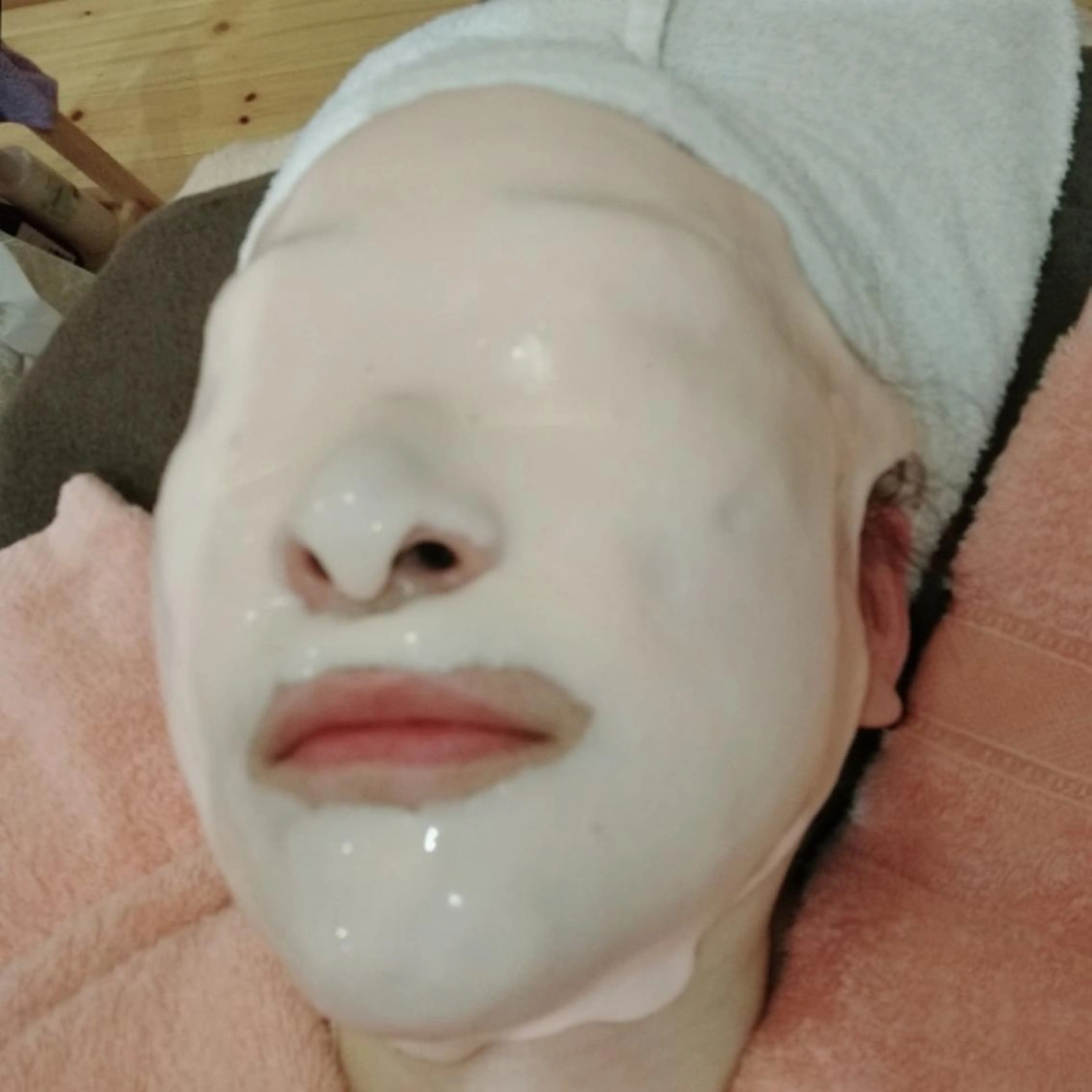 ★ スペシャルな日の前に★リフトアップフェイシャル+デコルテケア+コラーゲンたっぷりパックの写真