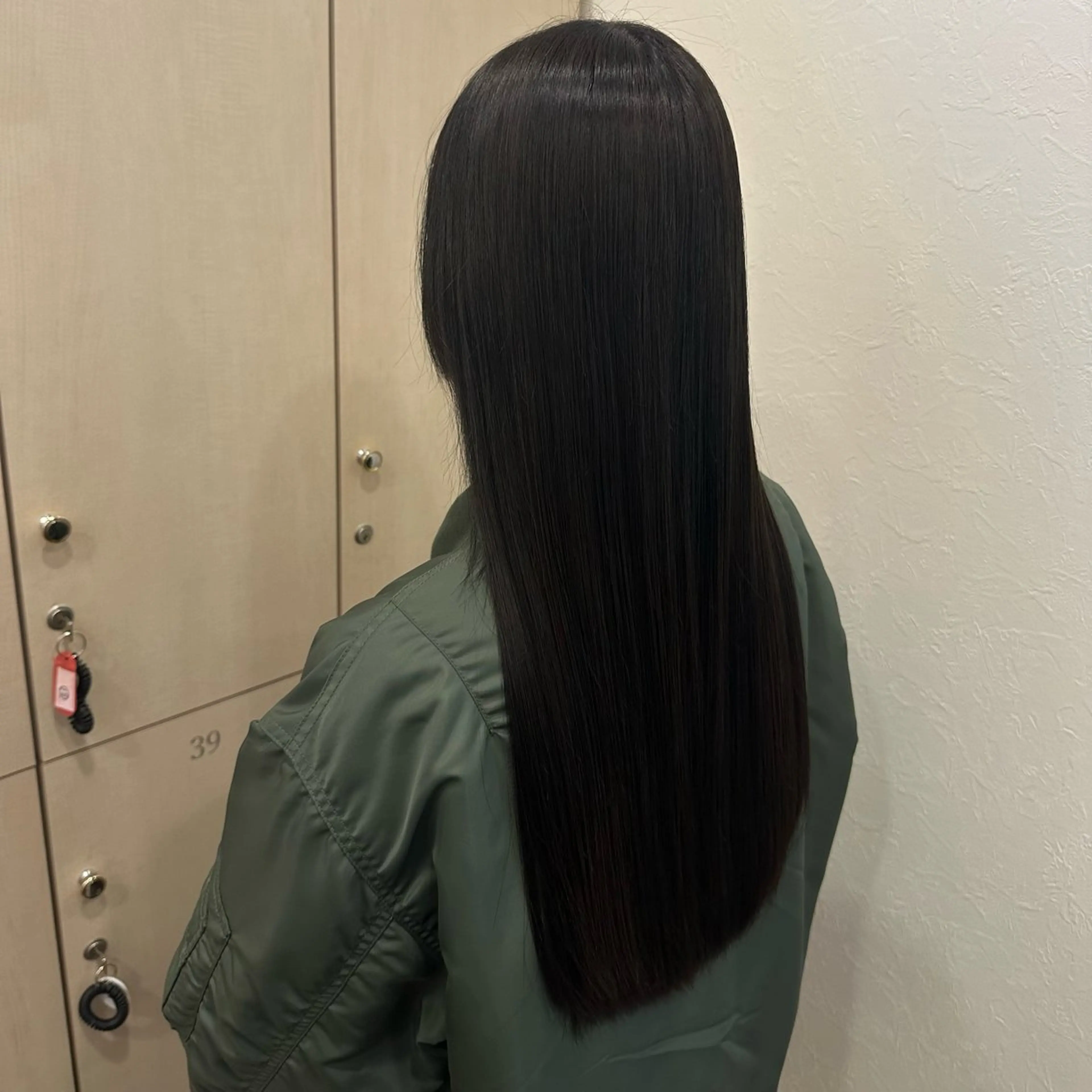 ロング カラー Miki .のヘアスタイル