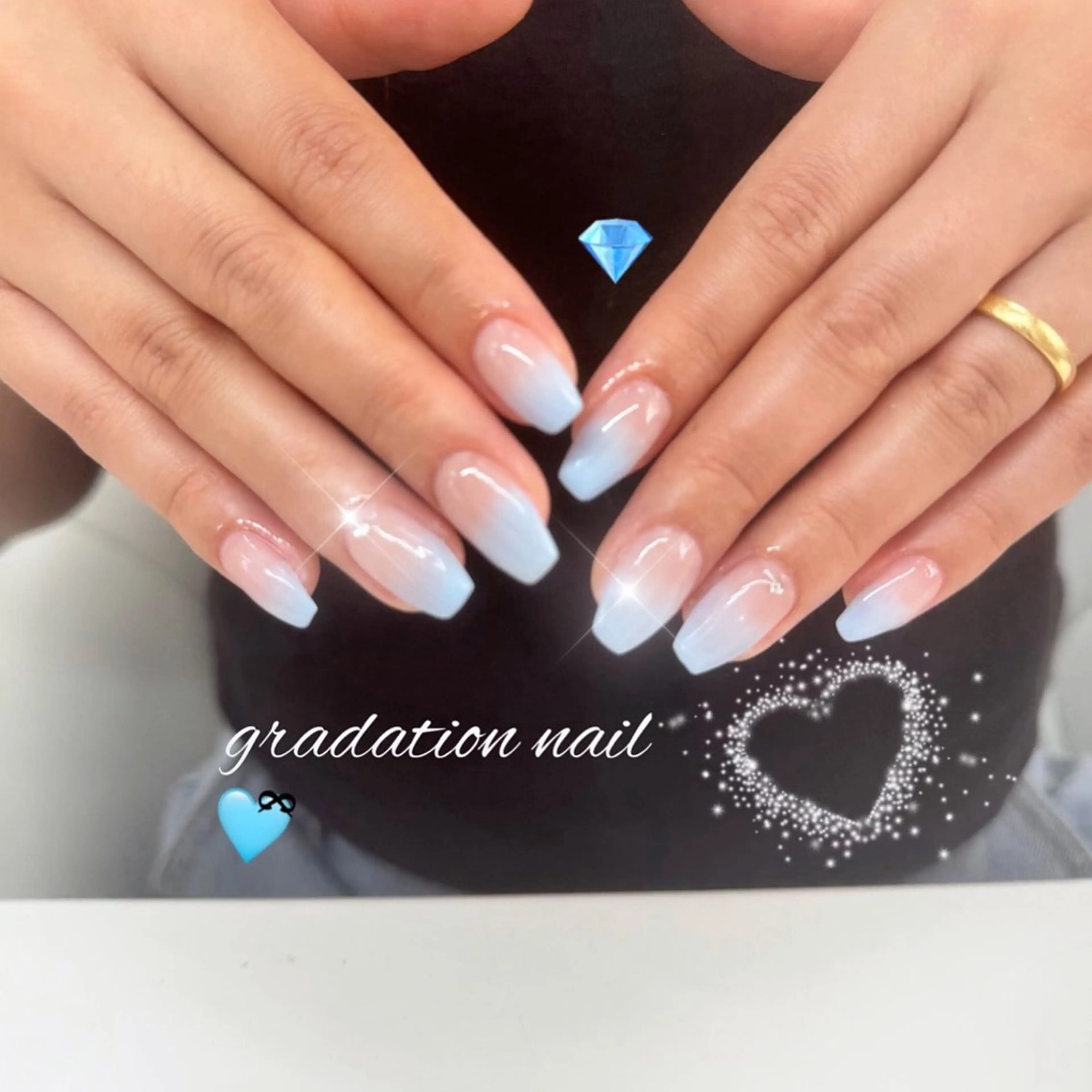 ネイル グラデーション ハンドネイル salon bell （NOA）♡ྀིのネイルデザイン