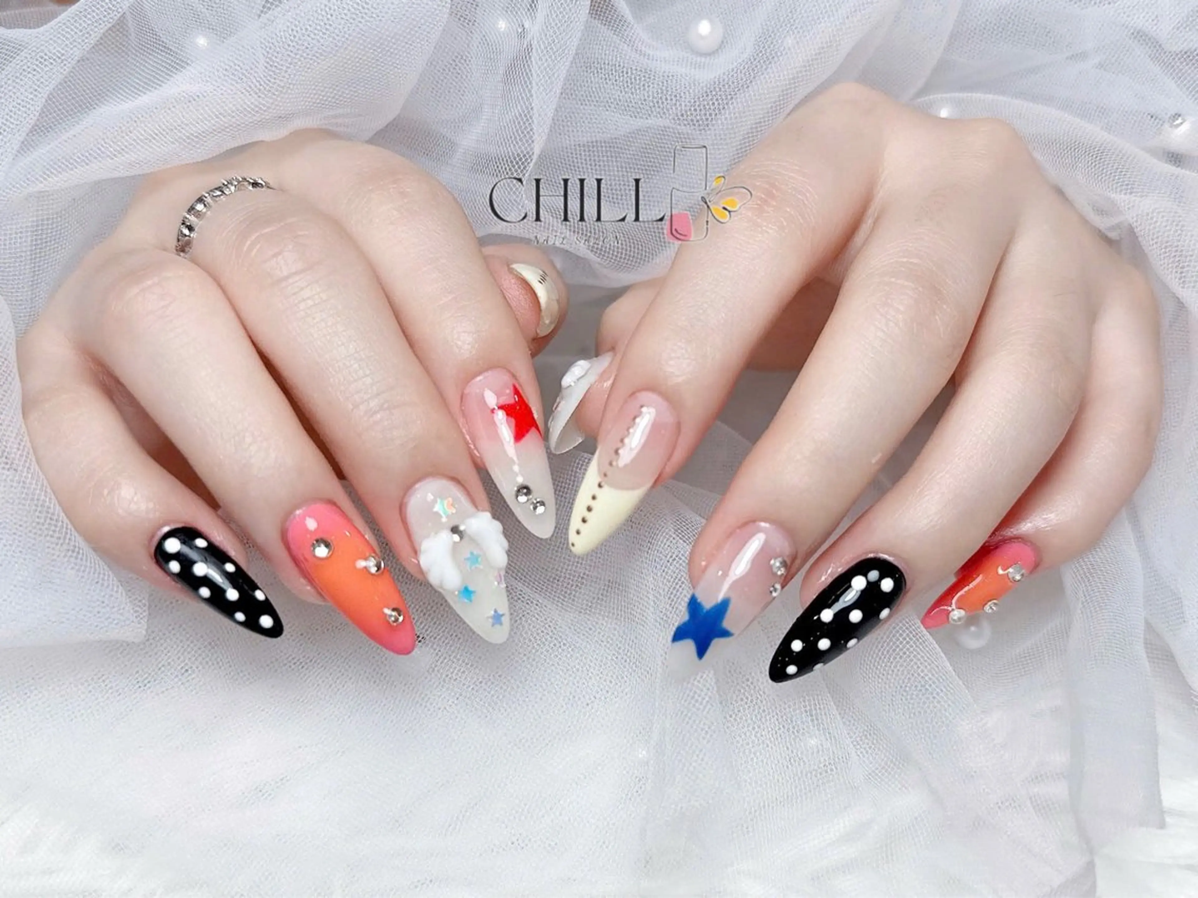 ネイル ハンドネイル Nailsalon CHILL大須店💅のネイルデザイン