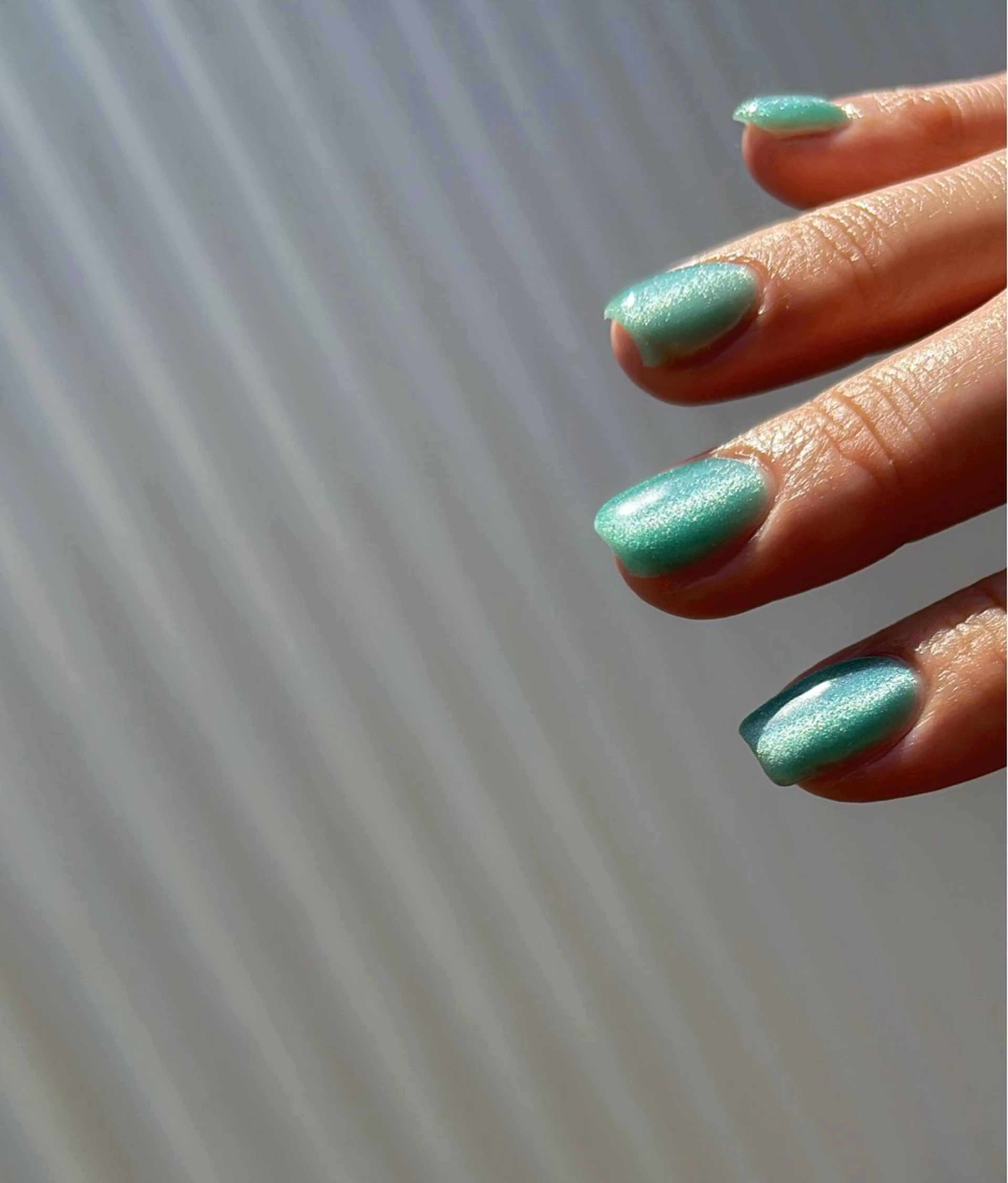 ネイル nailsalon　hue所属・小山 羽奈のネイルデザイン