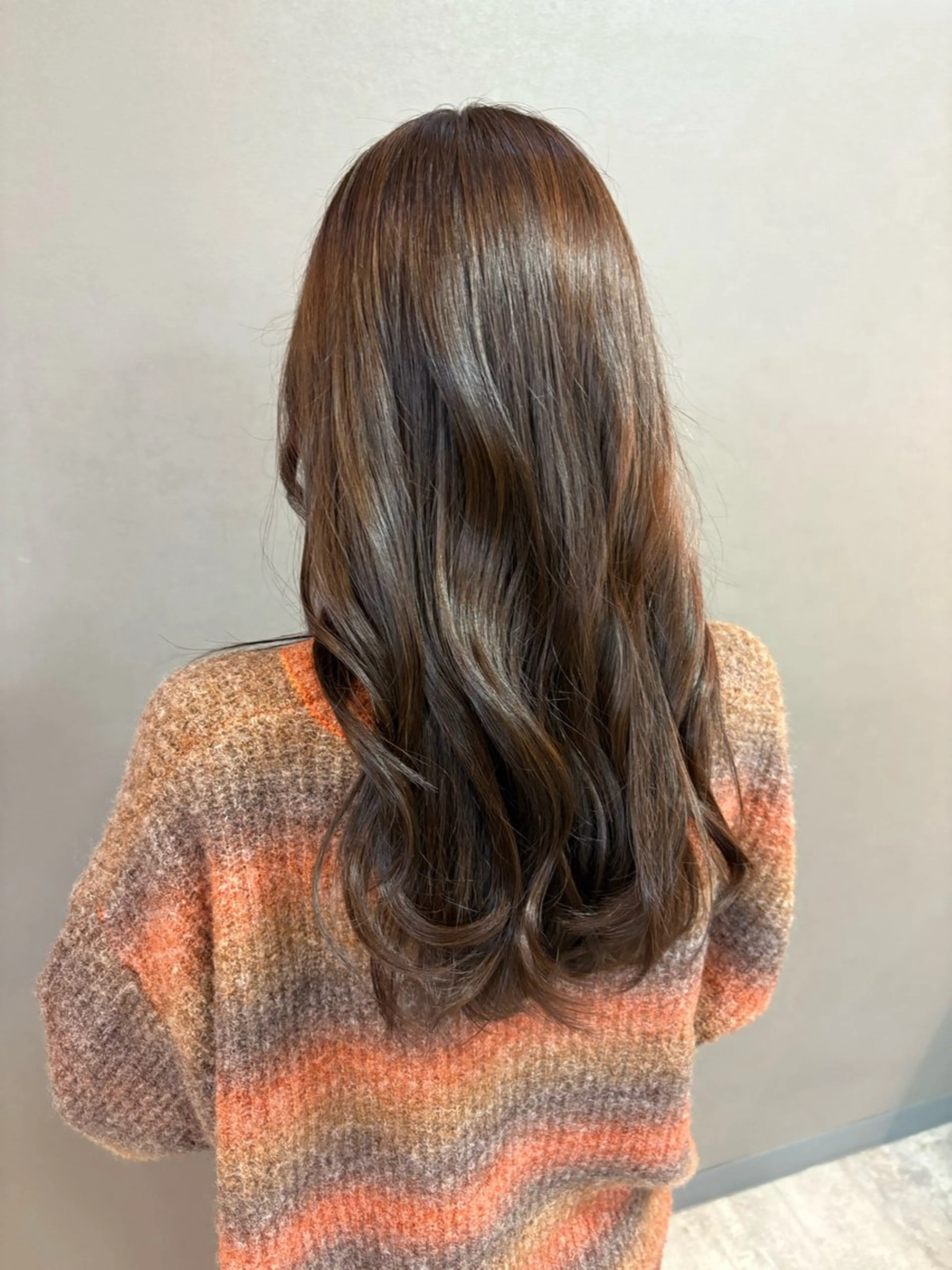 ロング カラー ブラウンカラー チョコレートブラウン CUEON./栁沼 光希のヘアスタイル