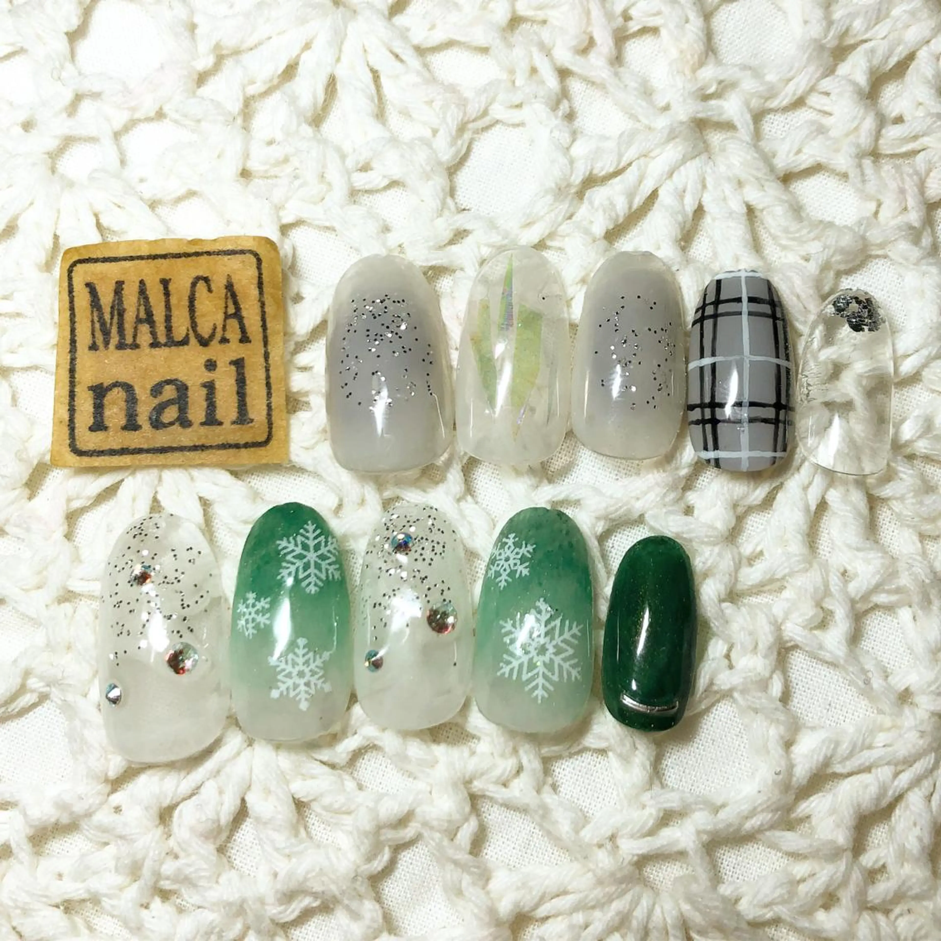 ミディアム カラー パーマ ヘアアレンジ ネイル マツエク・マツパ MALCAnail(マルカネイル)所属・荒木 莉奈のネイルデザイン