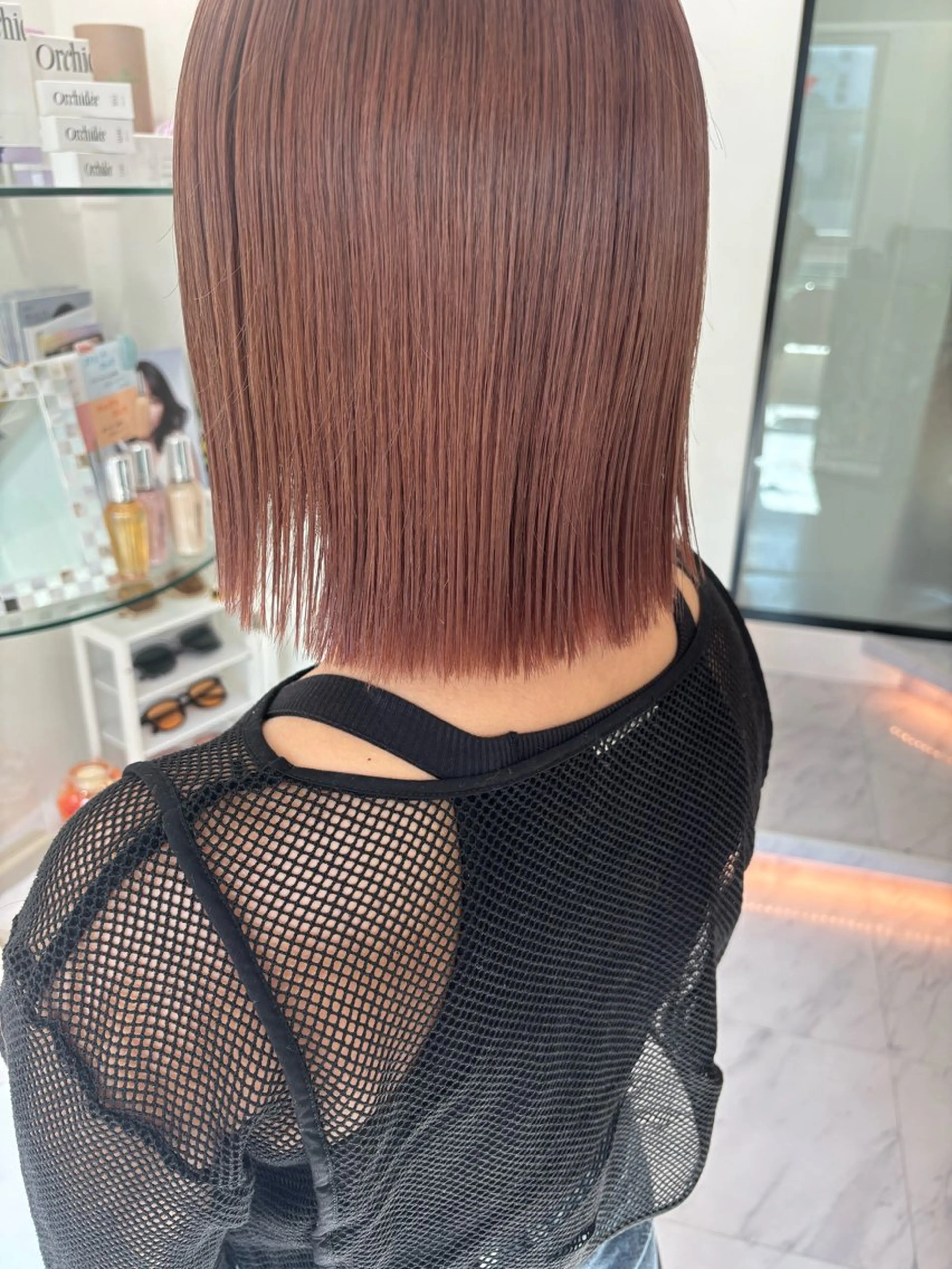 ショート カラー 切りっぱなしボブ ブリーチ ボブ 縮毛矯正 縮毛矯正 SAYAKA 🍒／ボブ／暖色のヘアスタイル