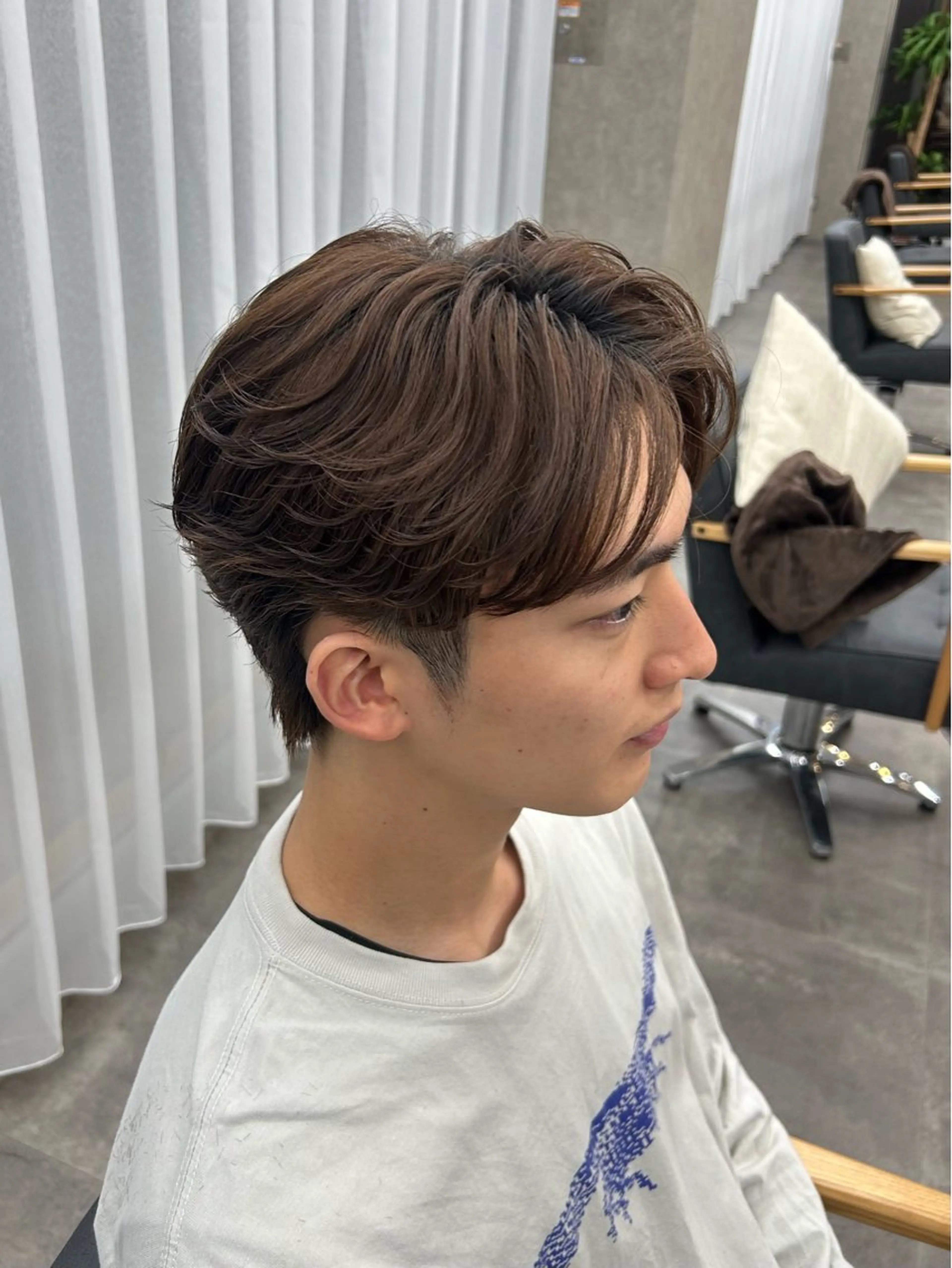 ミディアム パーマ メンズ ミディアムパーマ フェザーパーマ メンズパーマ momo🍀COQU 千葉駅/🚹限定のヘアスタイル