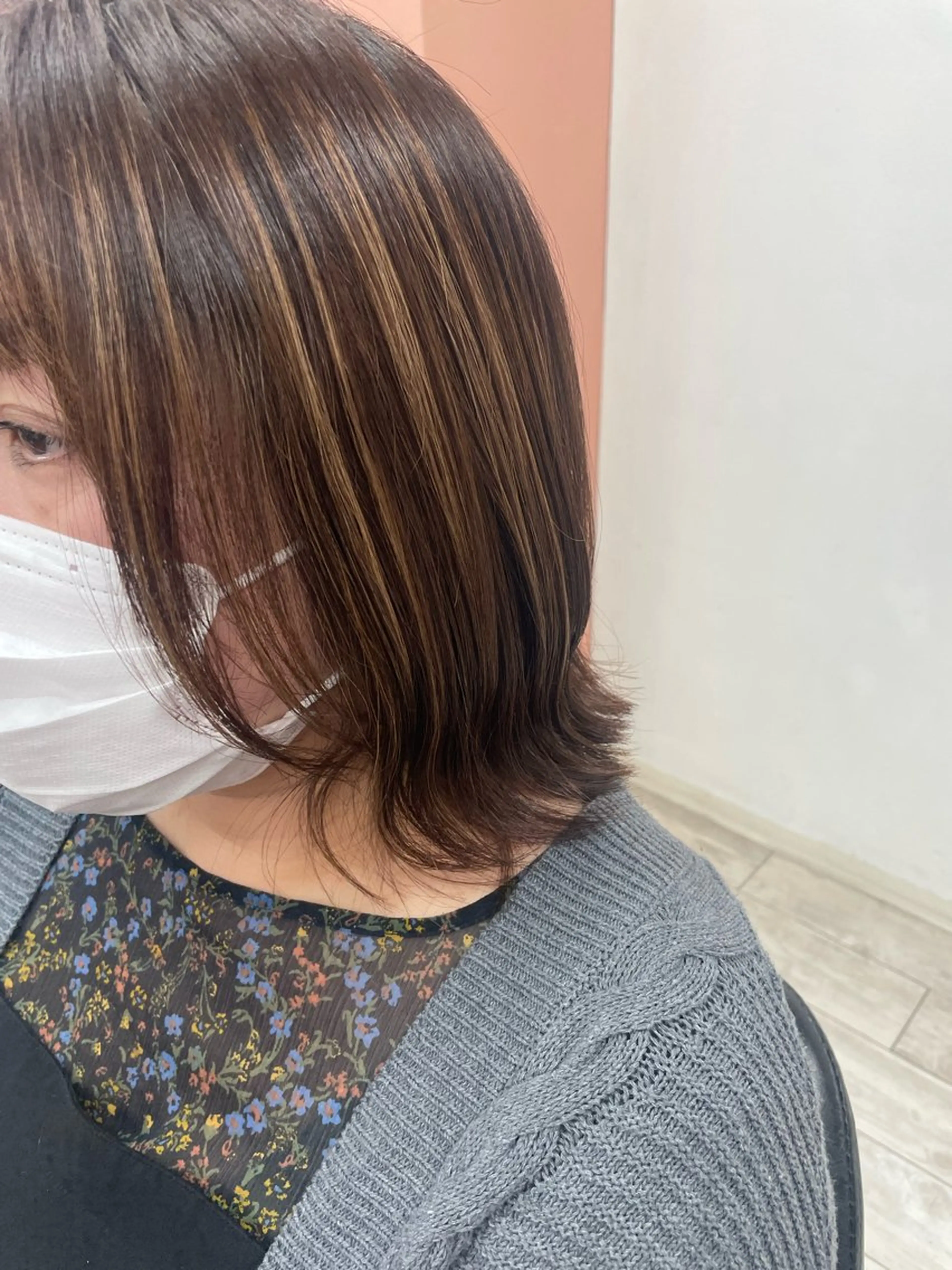 ミディアム 小林 佑香のヘアスタイル