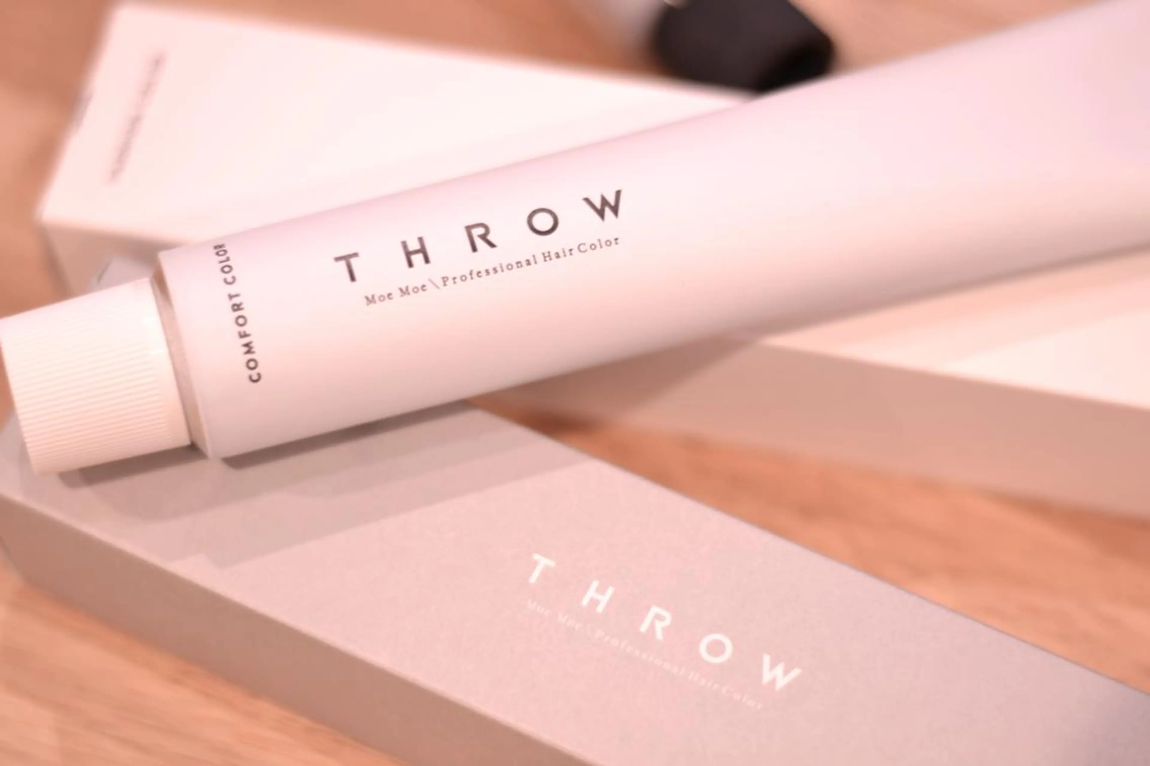 カラー アクアカラー バレイヤージュ ベージュカラー デザインカラー フォギーベージュ ヘアカラー N° emirai 溝の口のヘアスタイル