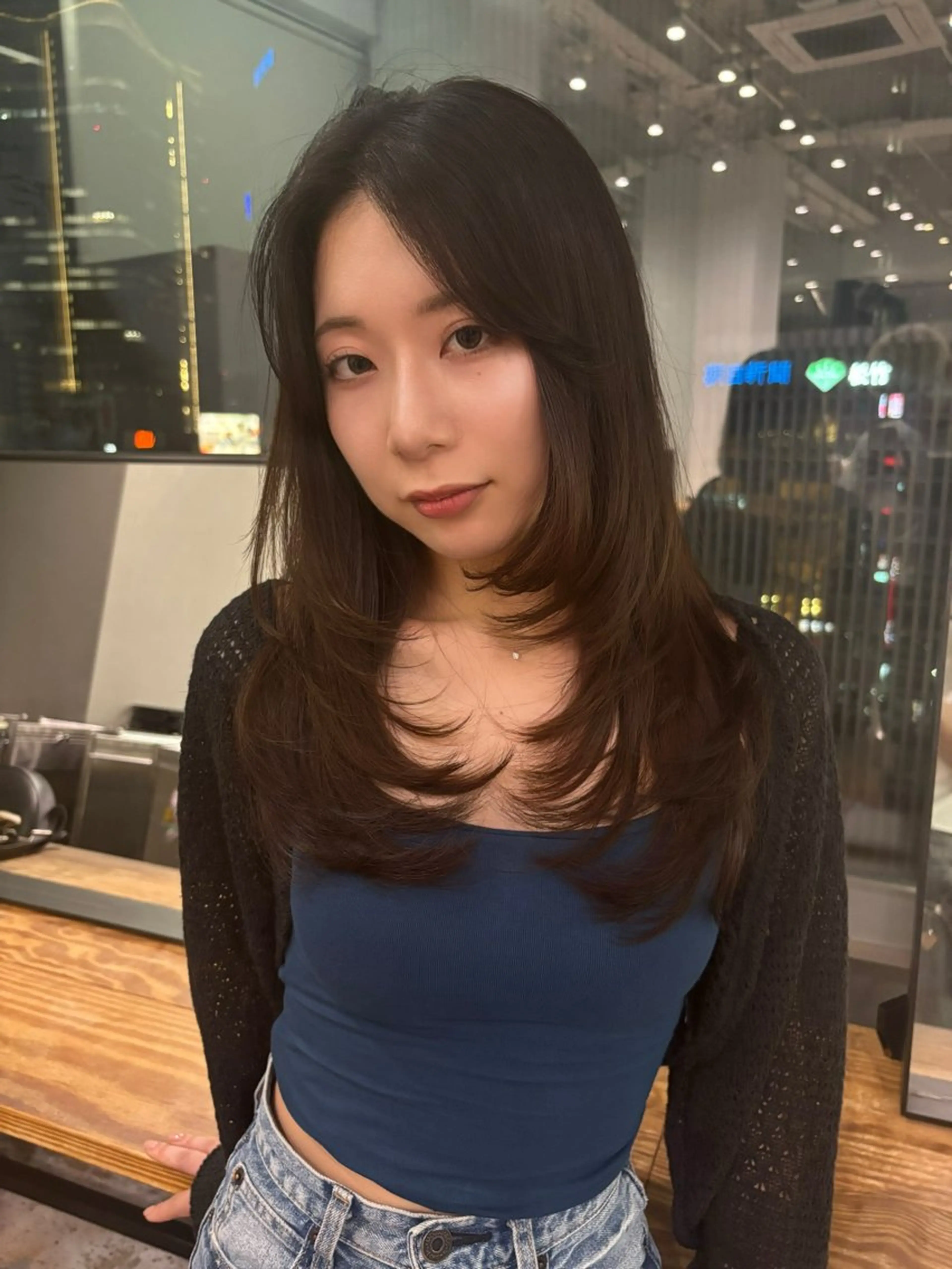 ロング くびれヘア ハイレイヤー 韓国風ヘア レイヤーカット 小顔カット 日吉／レイヤー／ 髪質改善／iatoのヘアスタイル