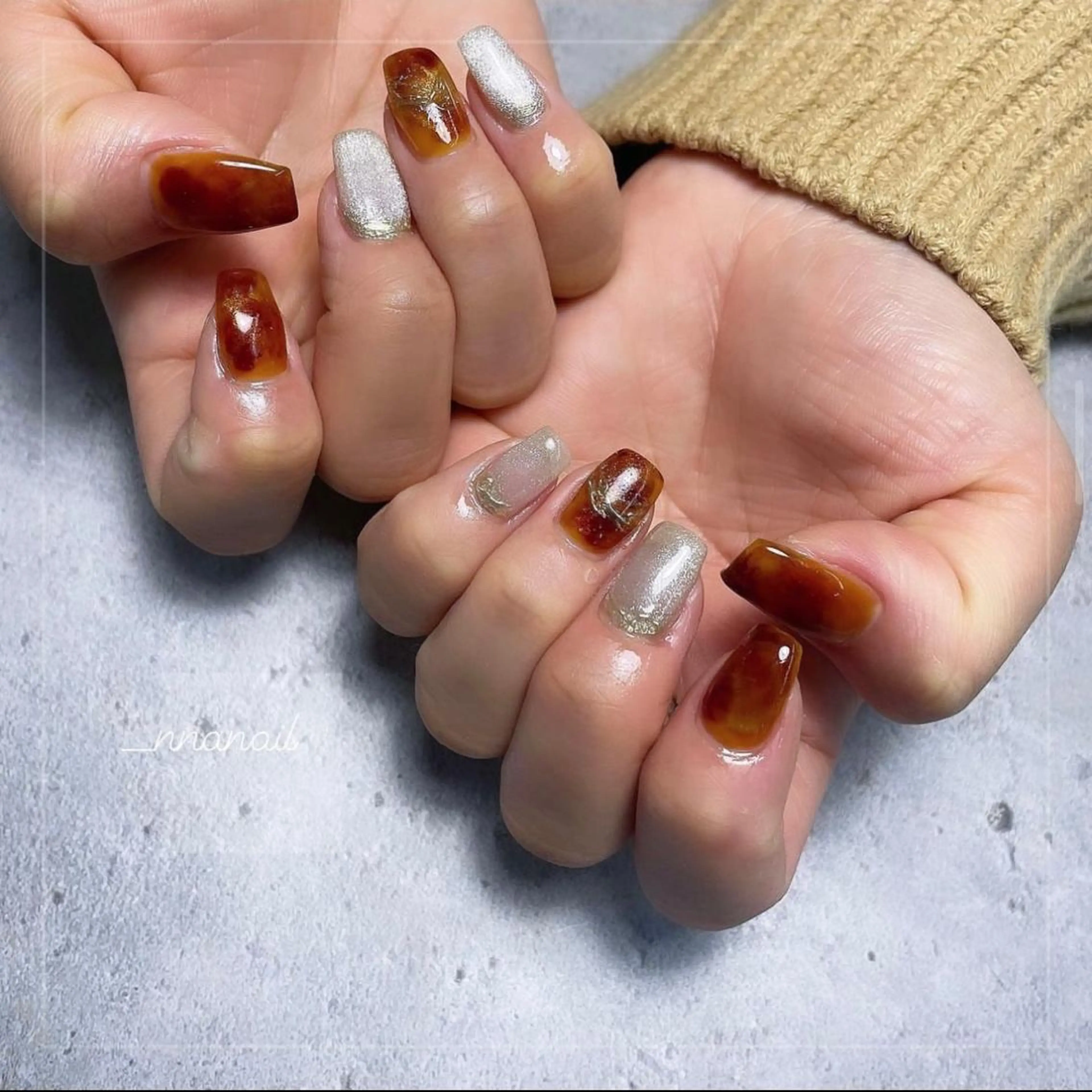 ネイル GRANDE OSU Anna 🧸💛のネイルデザイン