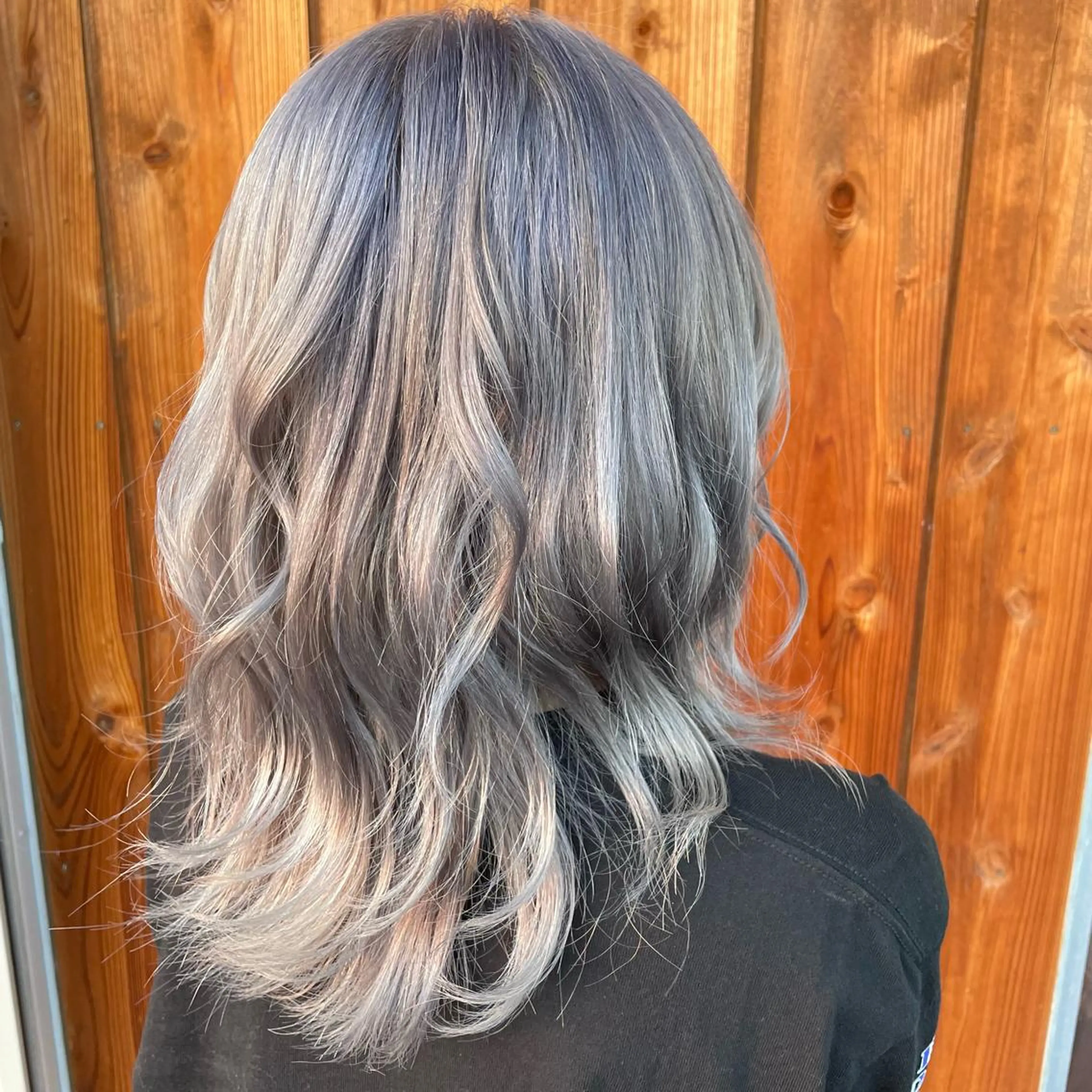 カラー 嶋岡 乃愛のヘアスタイル