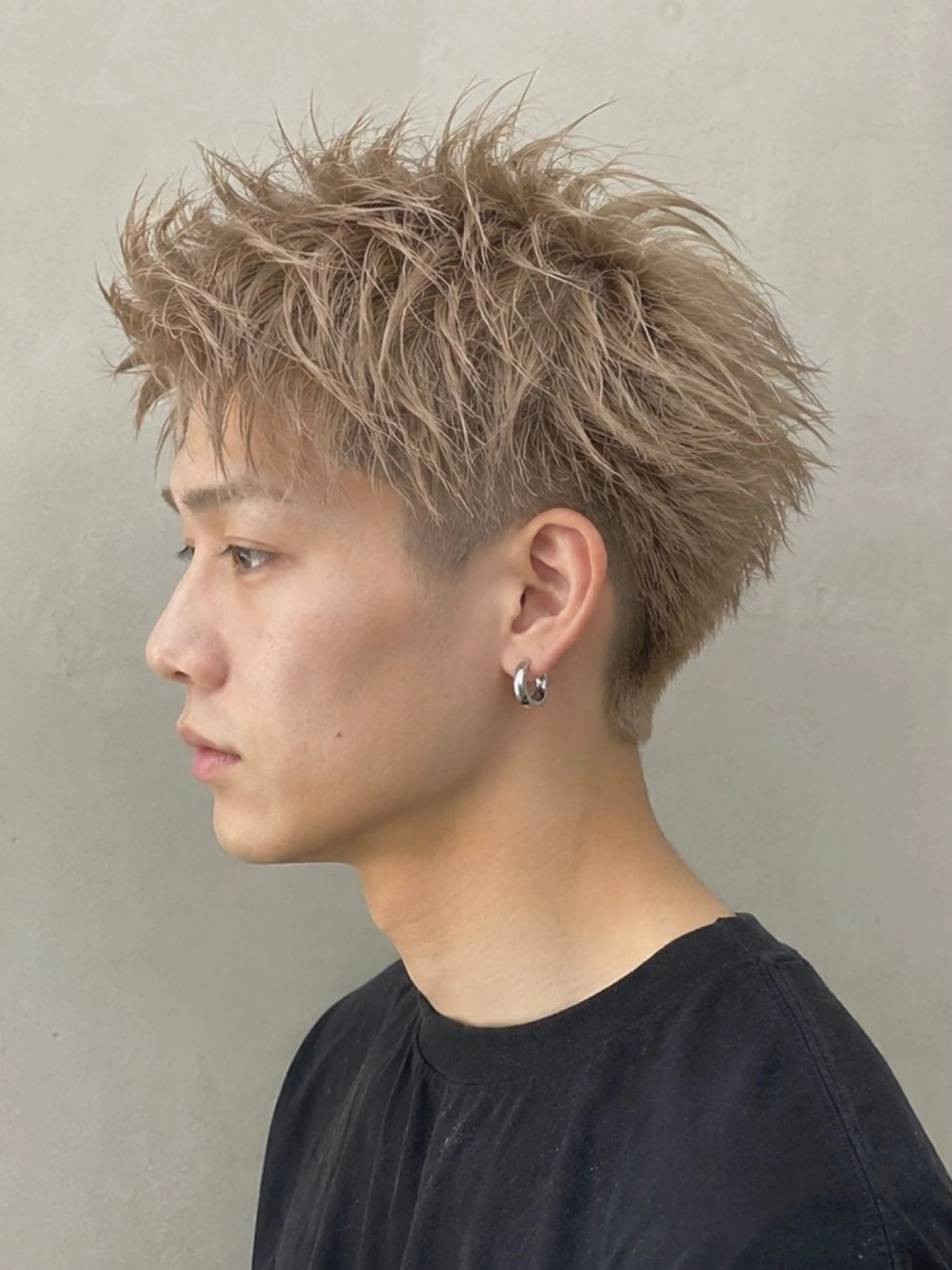 ショート カラー メンズ メンズブリーチ メンズハイトーン スパイキーショート ブリーチ 透明感カラー カット ヘアカラー 🌞塙　湧貴🌞 スパイキーショートのヘアスタイル