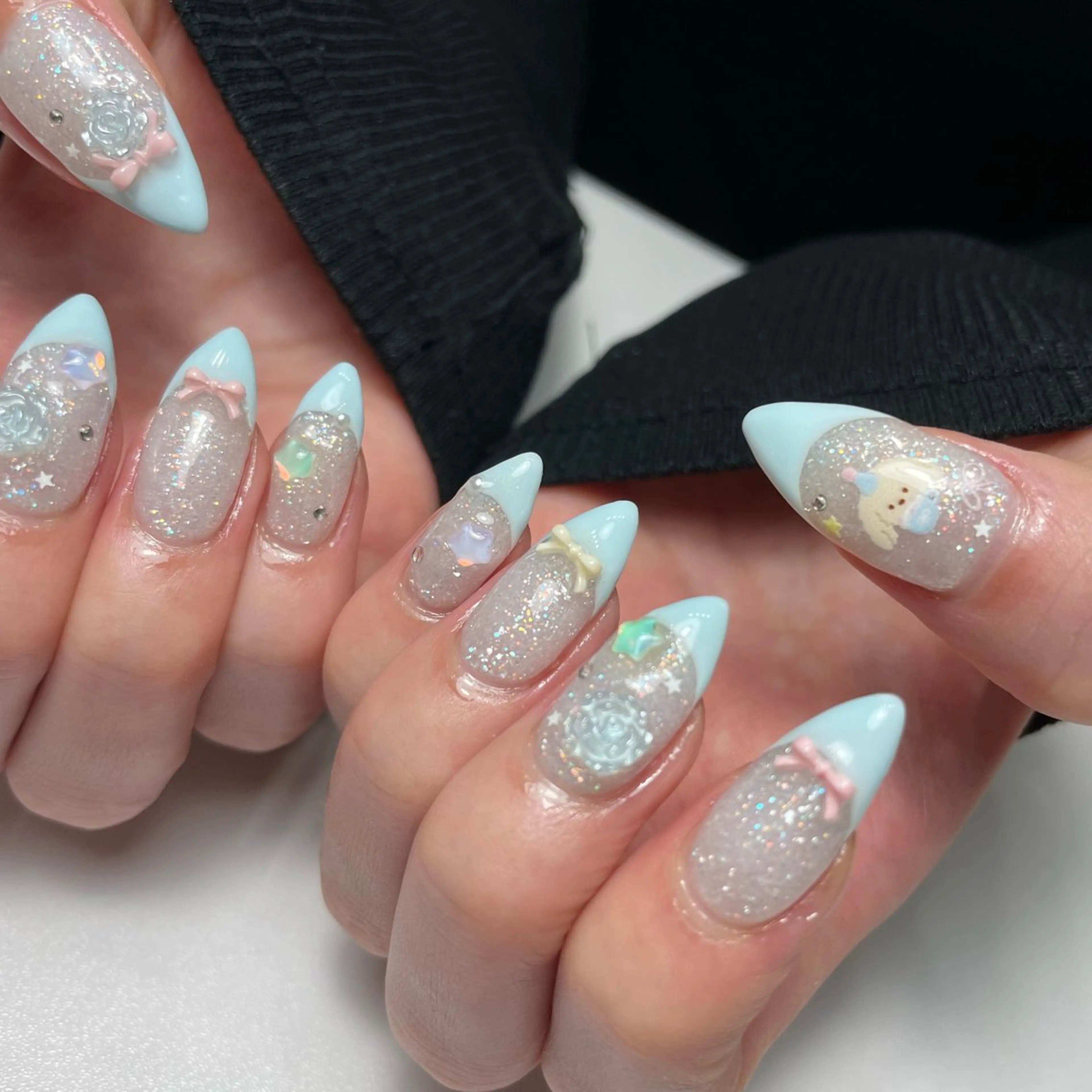 ネイル ブルー チークネイル フラッシュネイル フットネイル ジェルネイル ハンドネイル Sugar. ひかり໒꒱˚.*のネイルデザイン