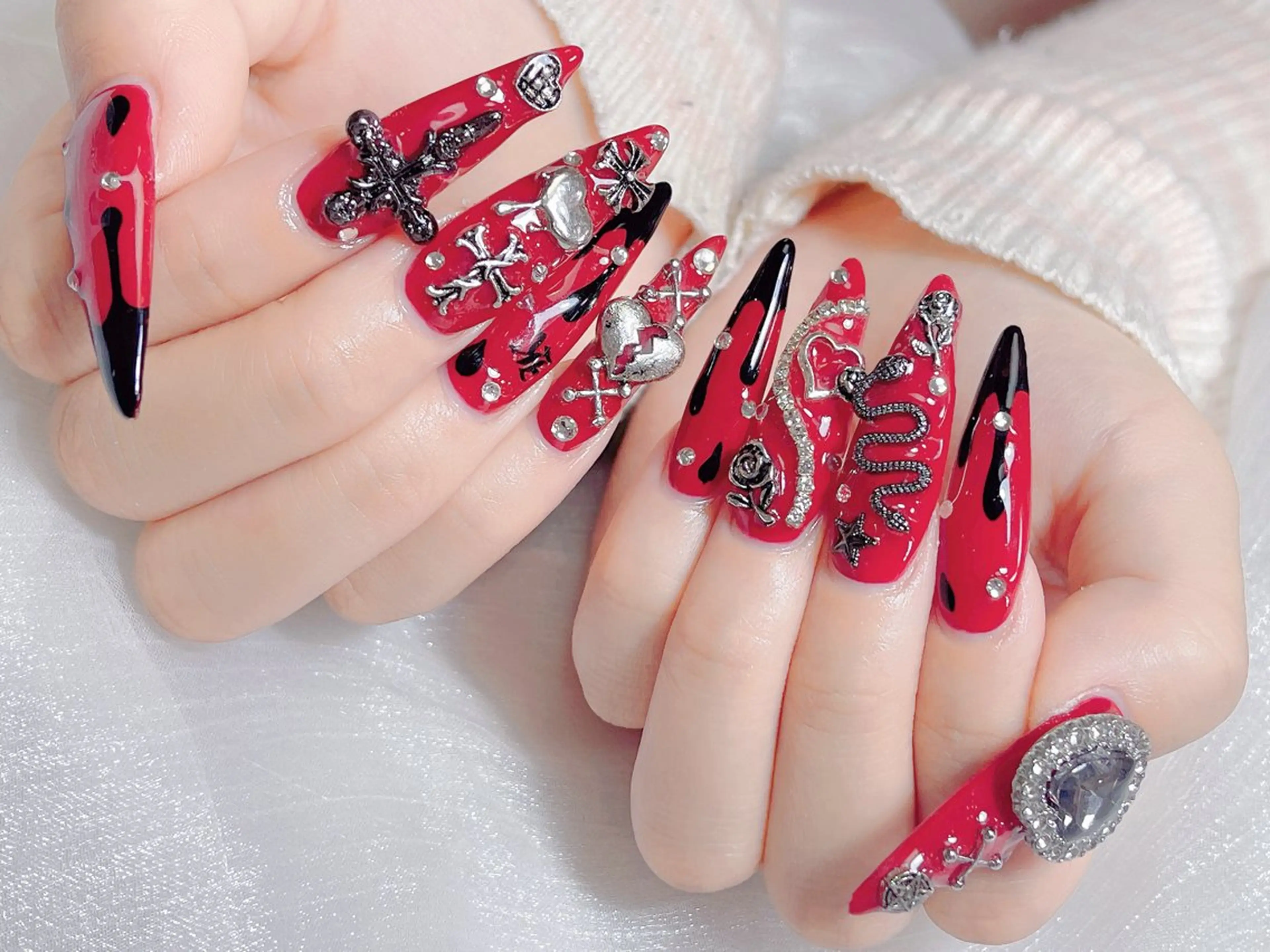 ネイル ハンドネイル 🎀ネイルサロン エクラYUI🎀のネイルデザイン