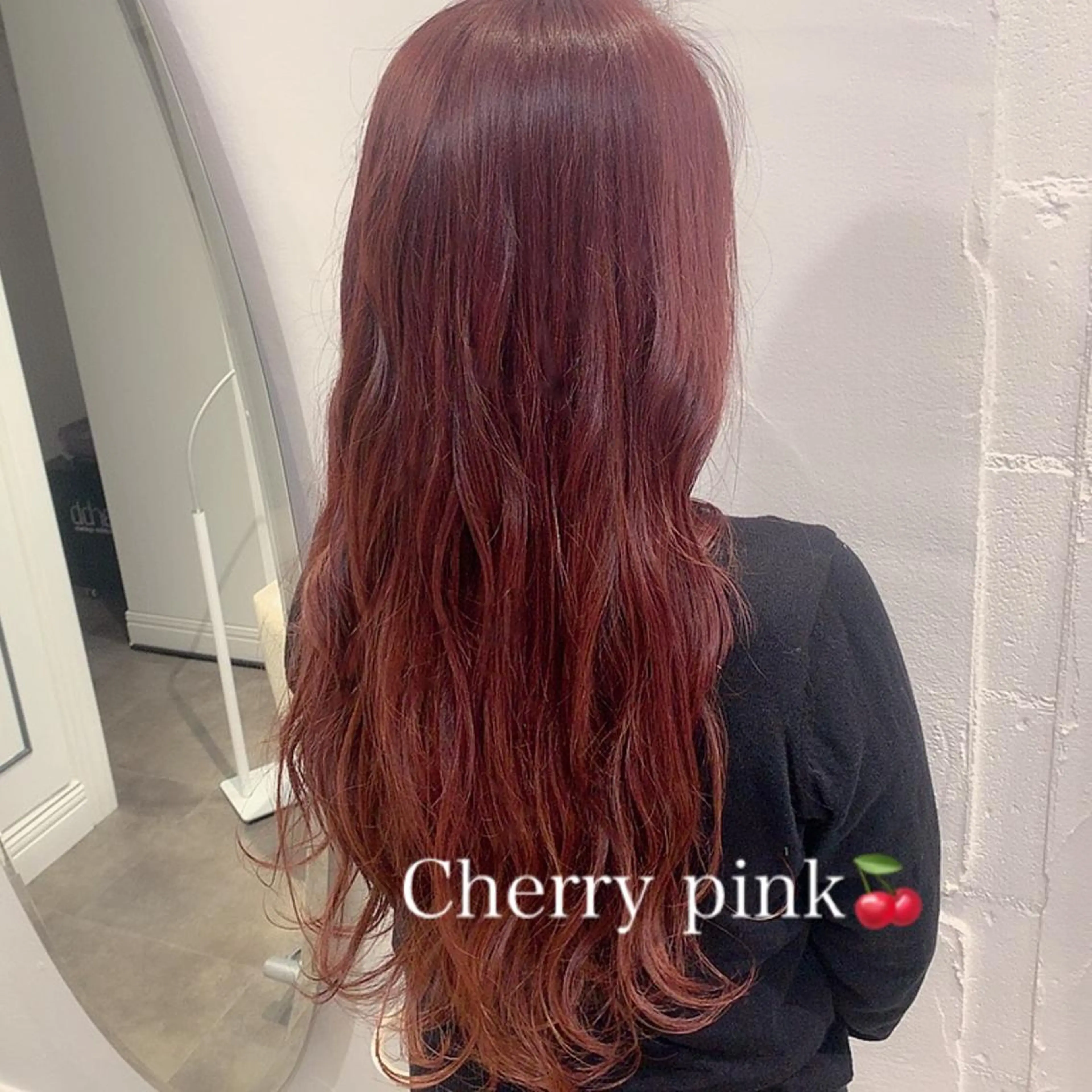ロング カラー ブリーチ ダブルカラー ピンクカラー . AYUKAのヘアスタイル