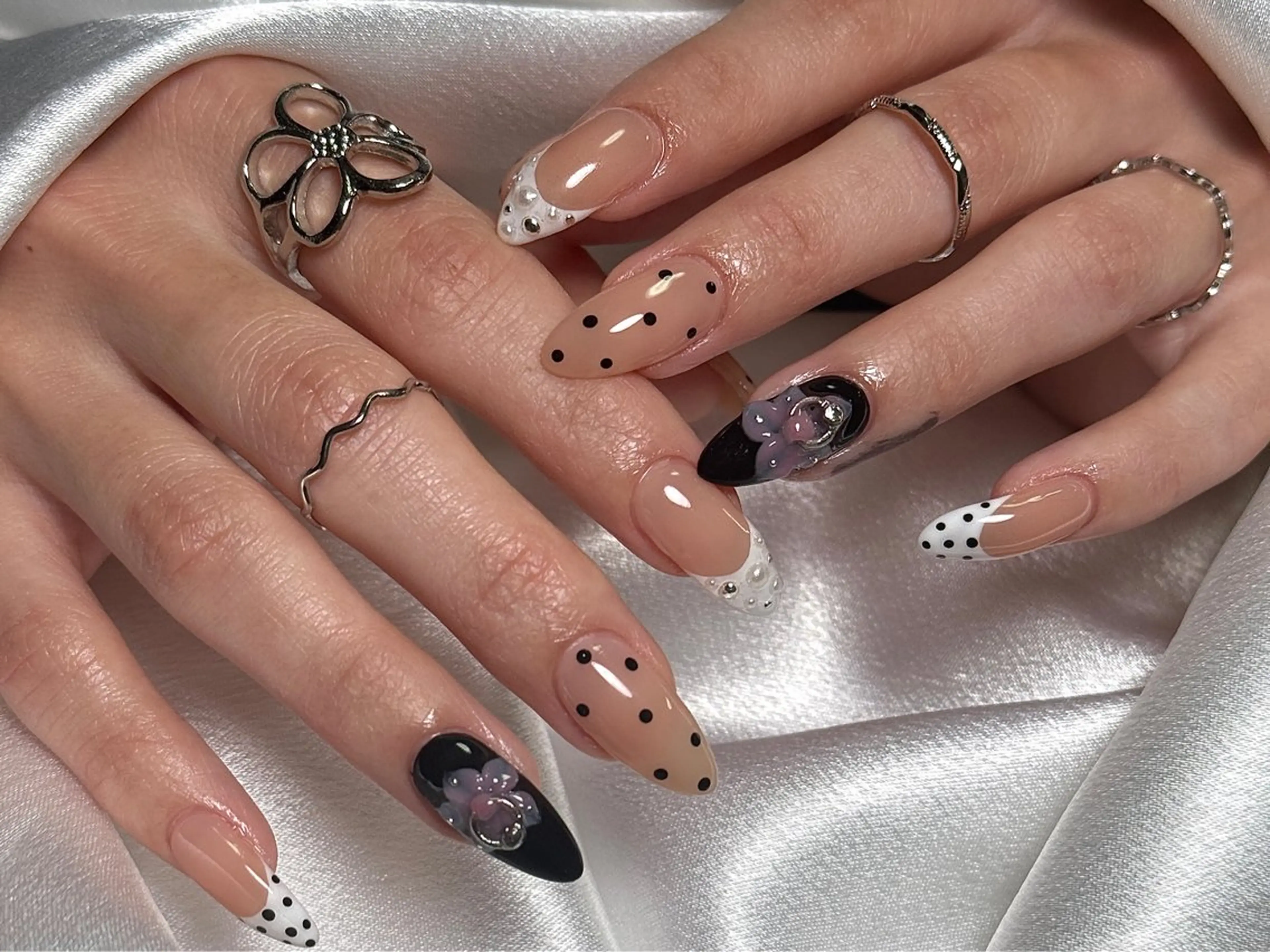 【自爪】 持ち込みデザイン/パーツつけ放題 🎀の写真