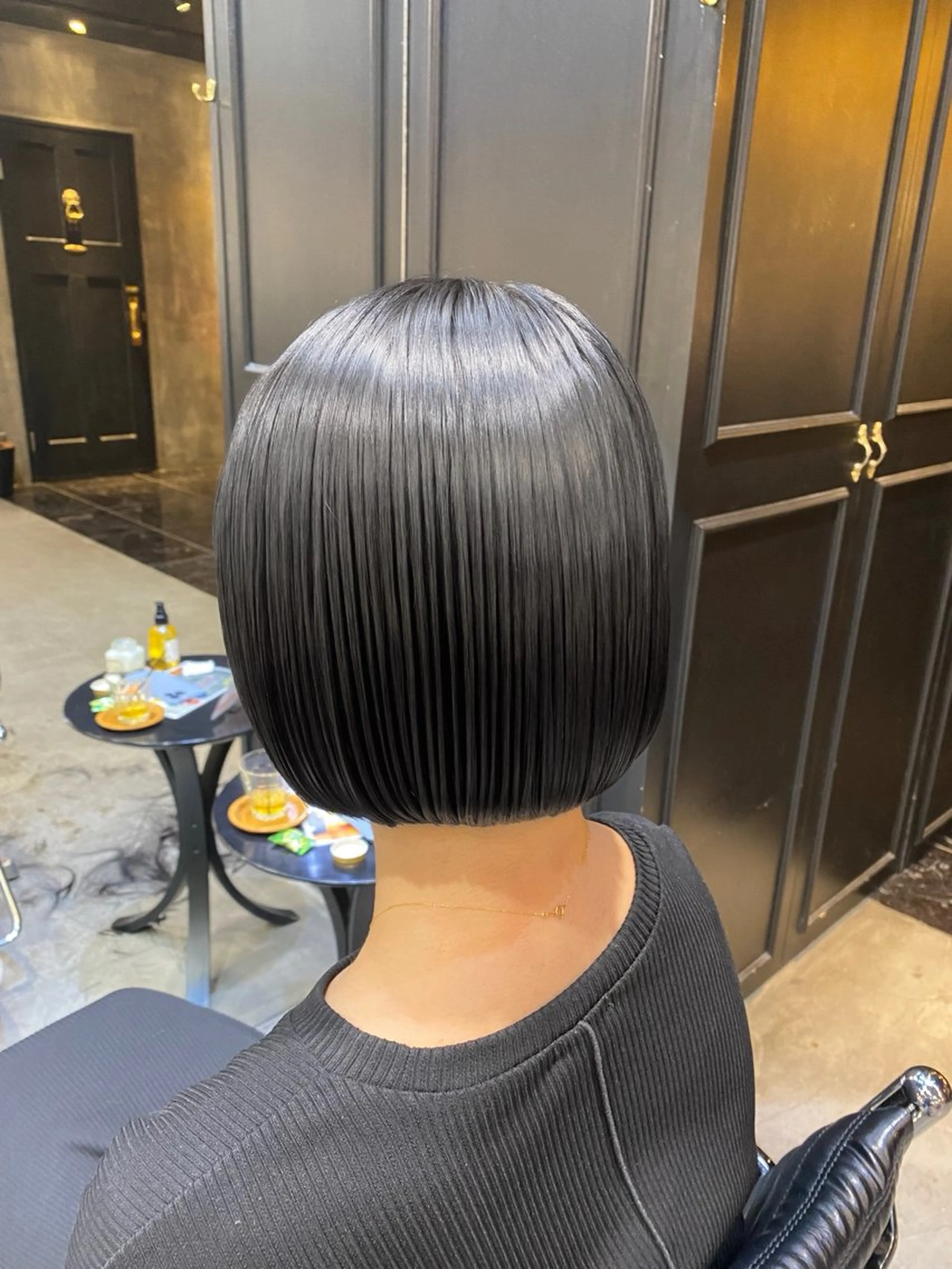 ショート カラー ショートボブ 黒髪 ブルーカラー ブルーブラック ボブ カット ヘアカラー トリートメント 透明感カラー🌿 グレージュ🐺陽介のヘアスタイル