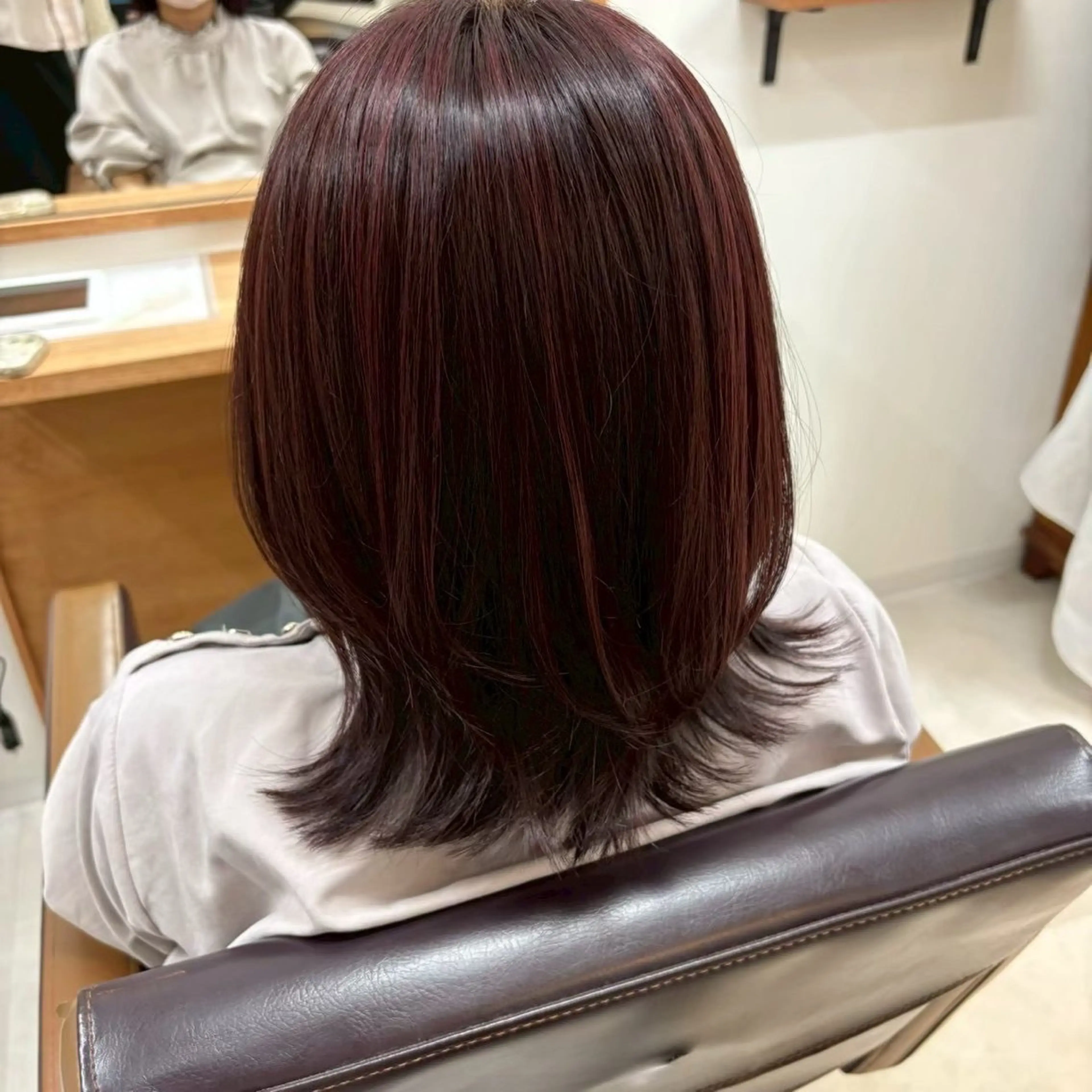 セミロング レイヤーカット カット ヘアカラー トリートメント 望月彩斗 /元住吉のヘアスタイル