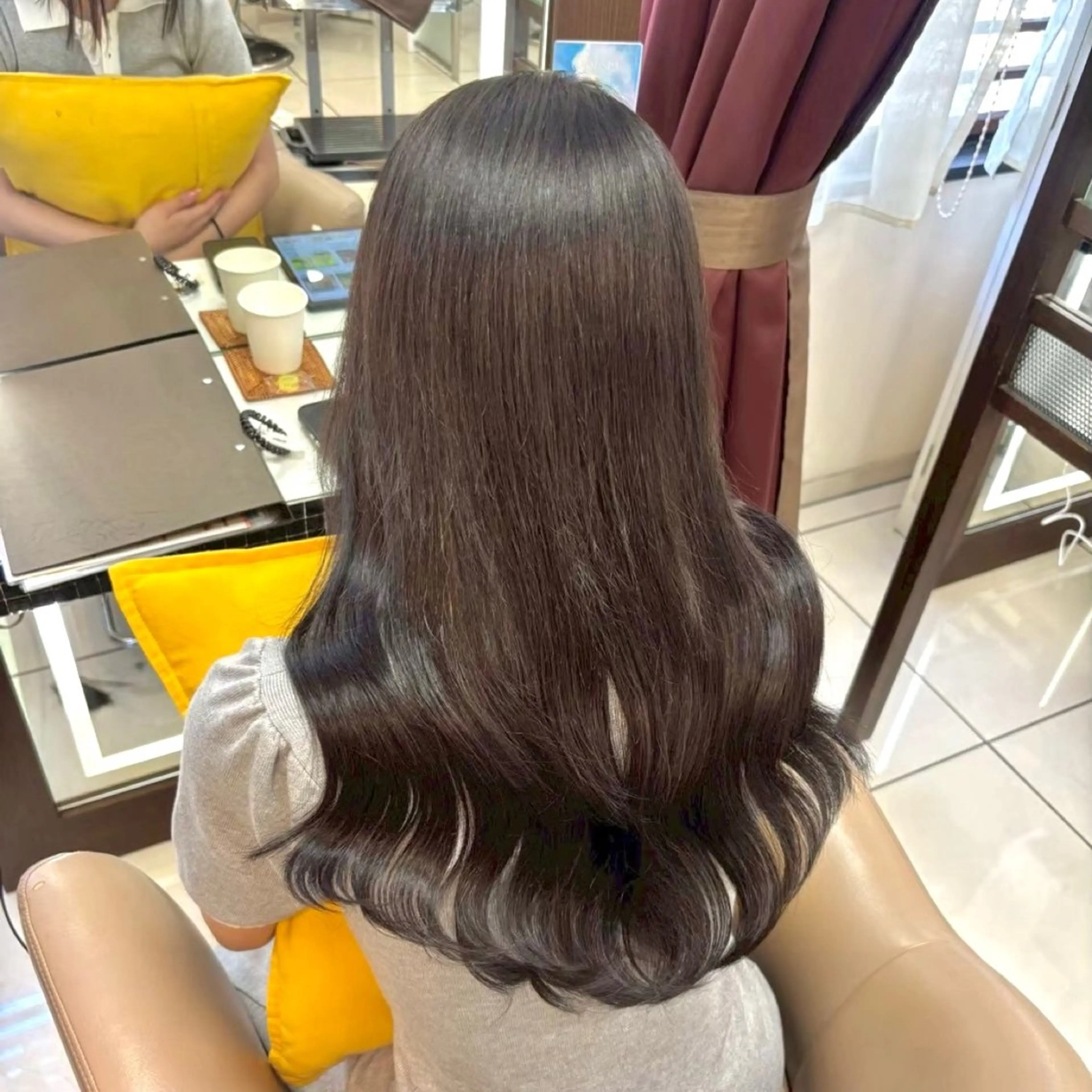ヘアメ🎀推しカラー 🥣横浜/しほ🧸のヘアスタイル