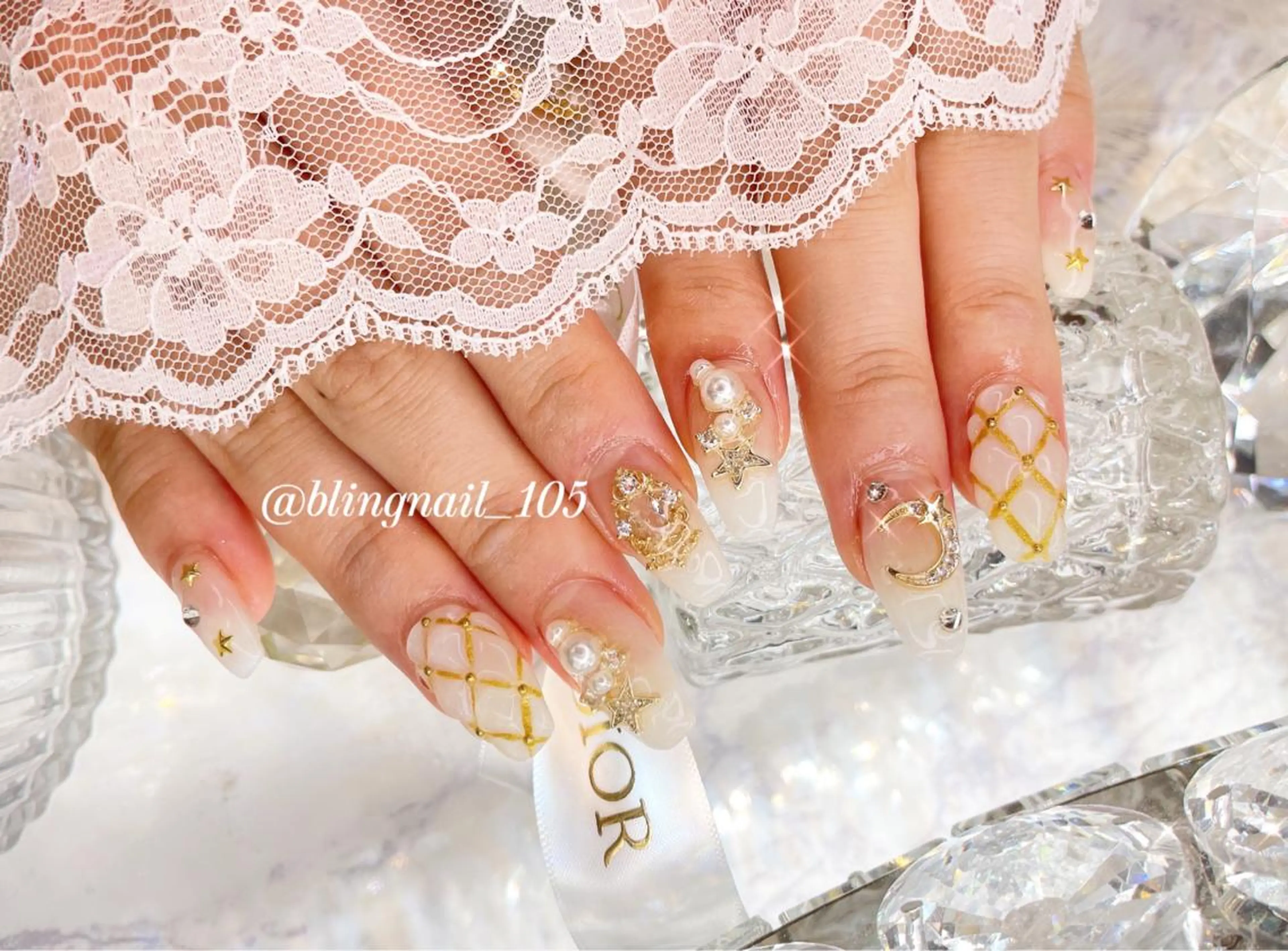 ネイル 23時まで❤︎韓国、 ワンホンネイルのネイルデザイン