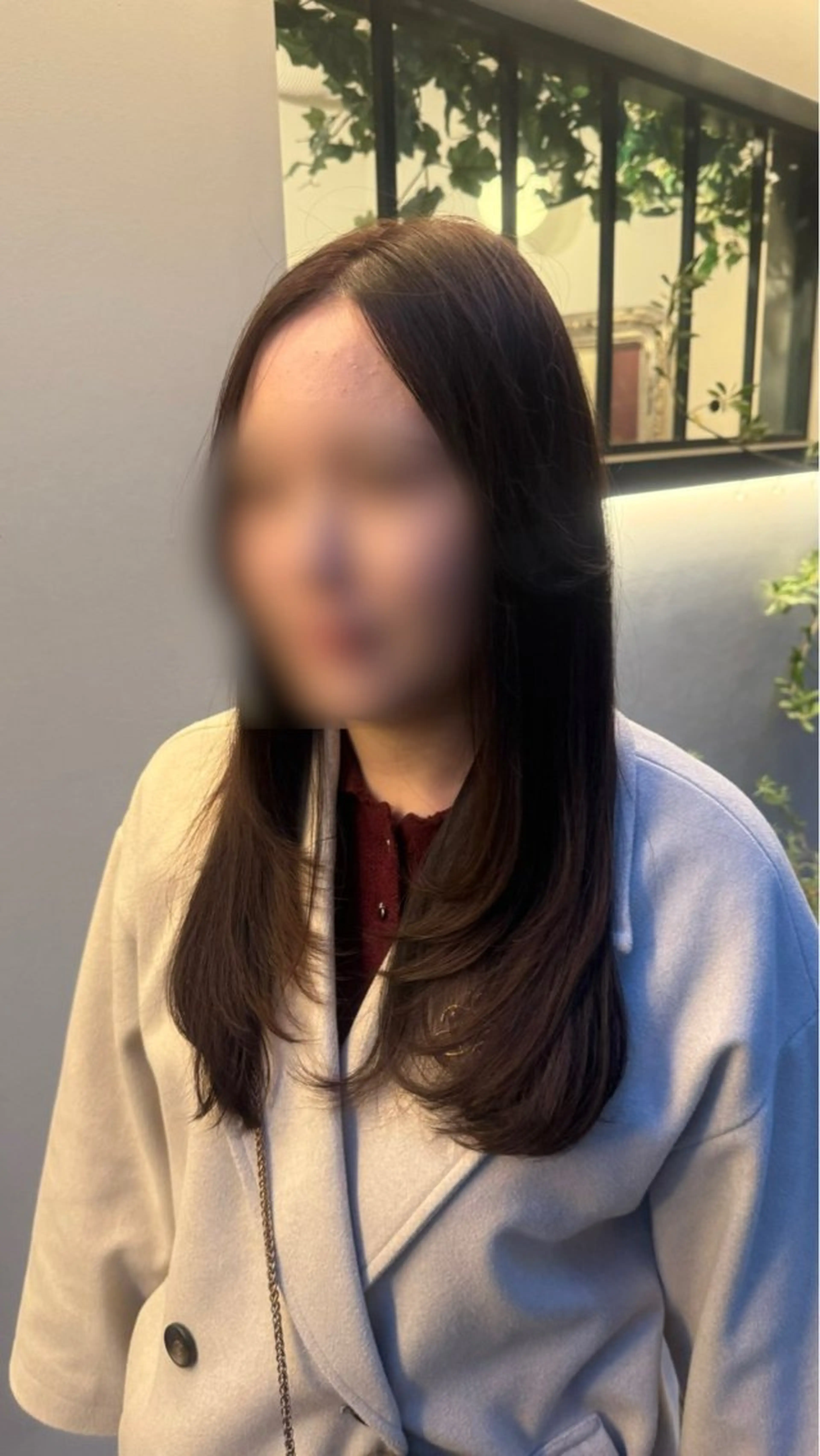 ロング カラー 平出 千尋のヘアスタイル