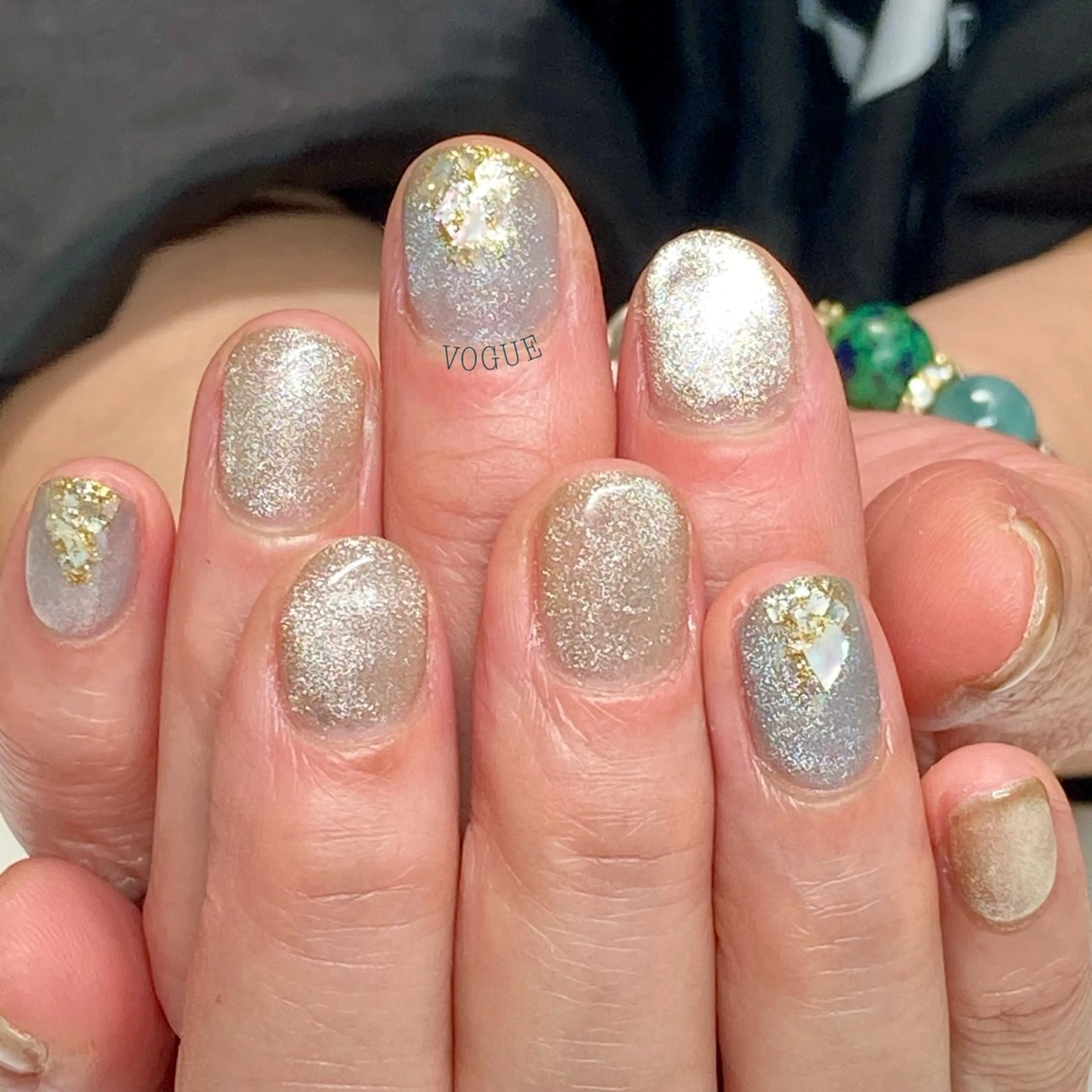 ネイル ハンドネイル VOGUE ×SWANのネイルデザイン