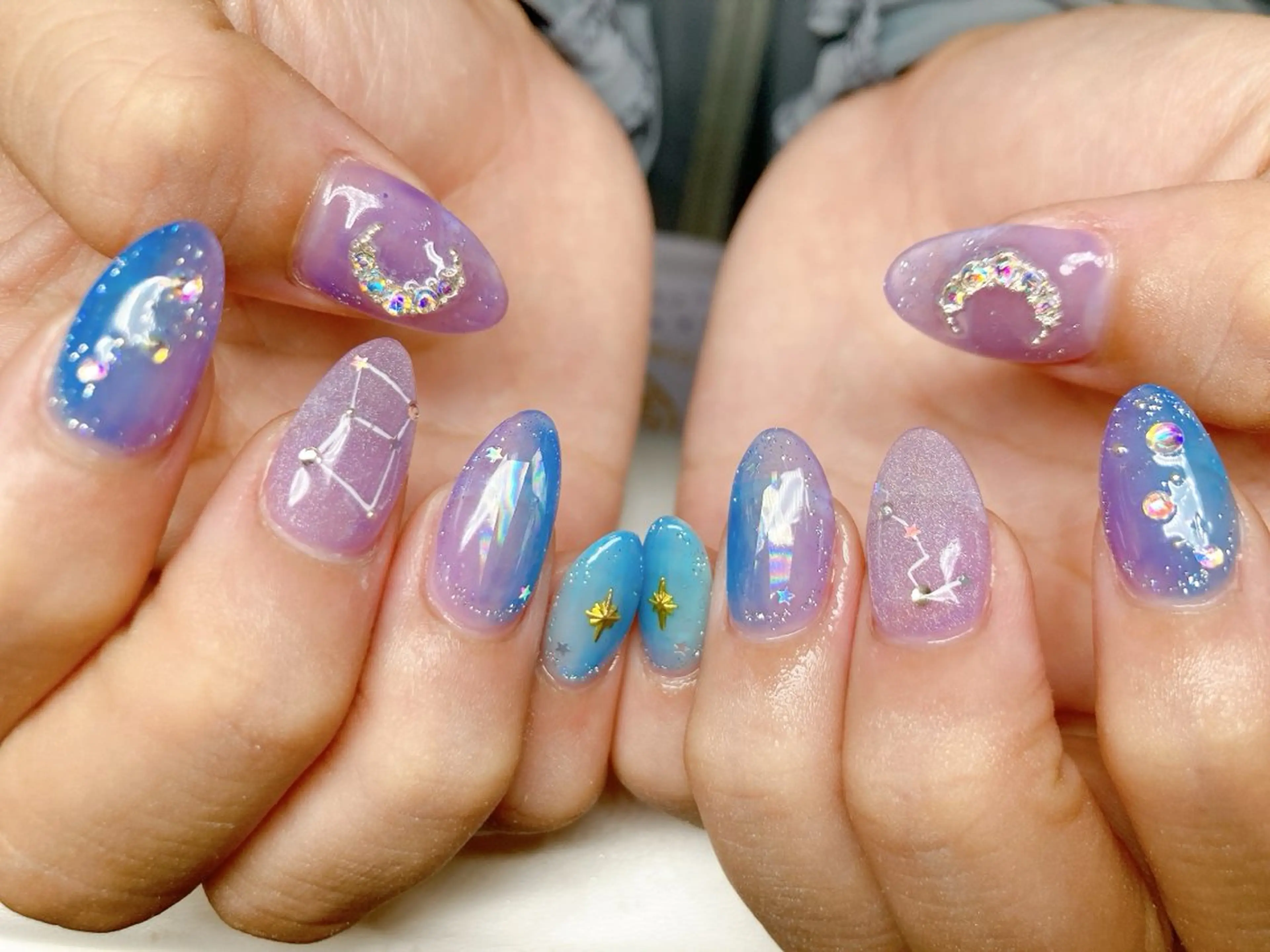 ネイル 寺山 千鶴のネイルデザイン