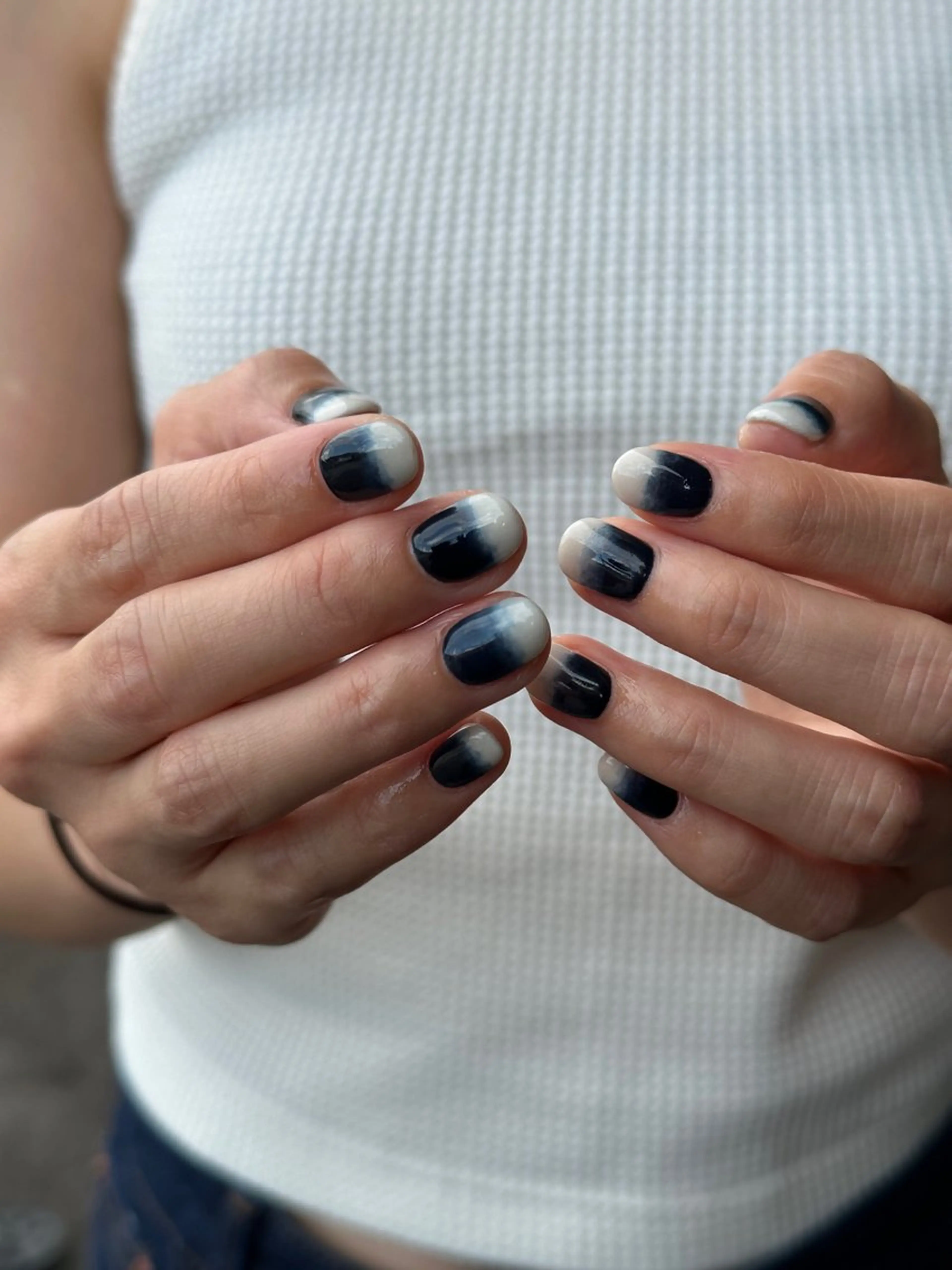 ネイル ハンドネイル lamp nail modelのネイルデザイン