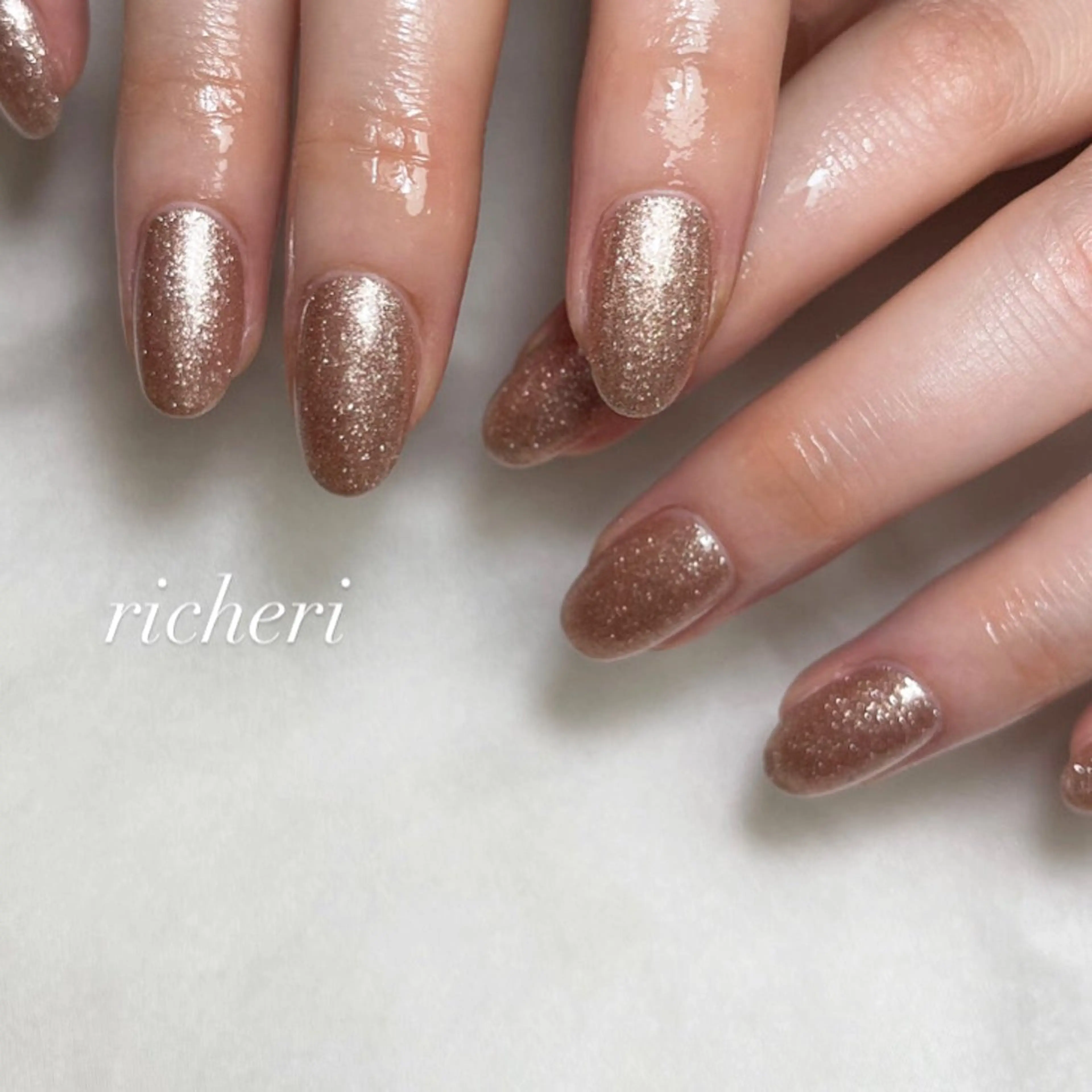 ミディアム ネイル ハンドネイル richeri beautyのエステ・リラクイメージ