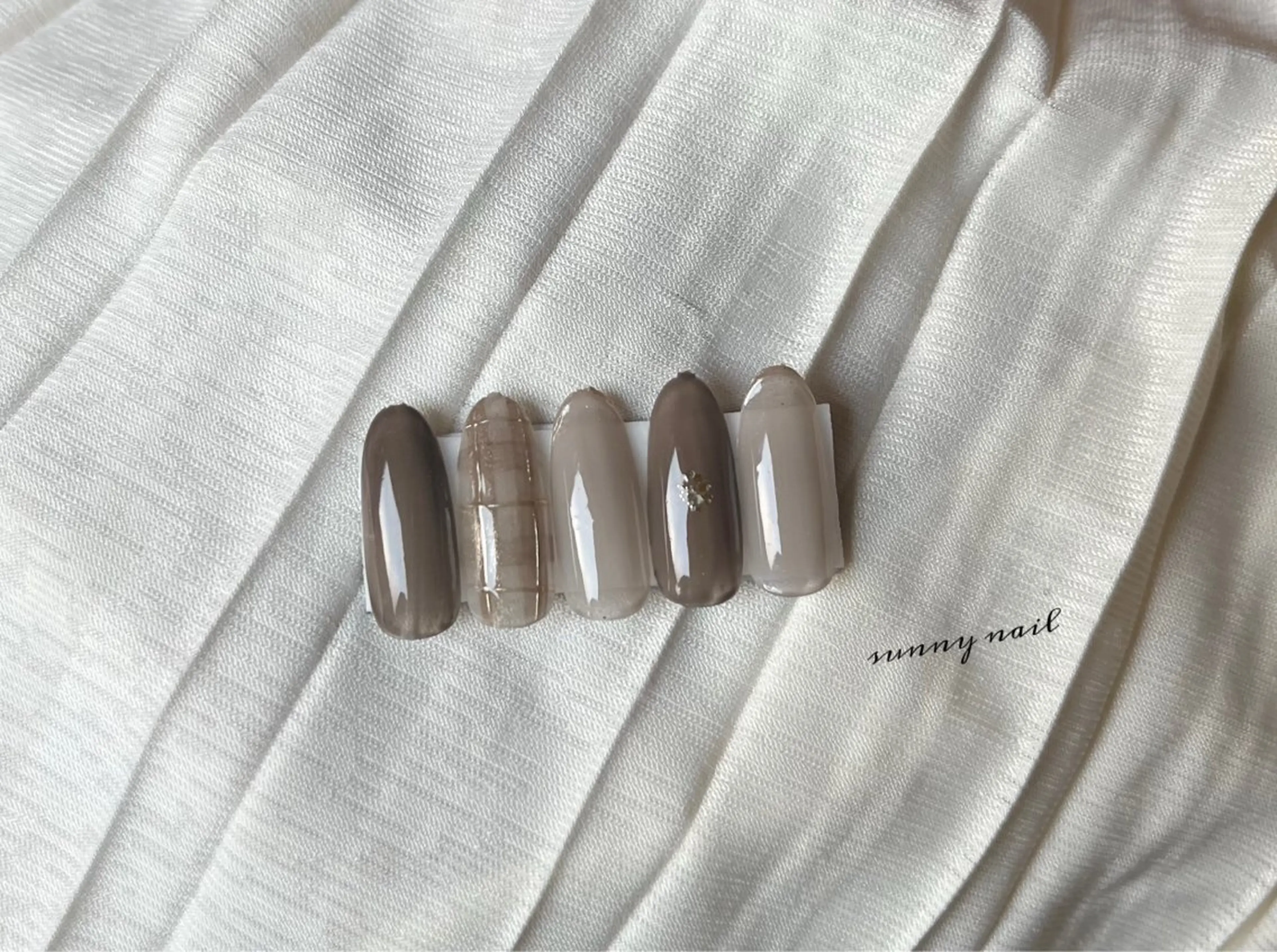 ネイル ブラウン ジェルネイル ミラーネイル ニュアンスネイル パラジェル sunny nailのネイルデザイン