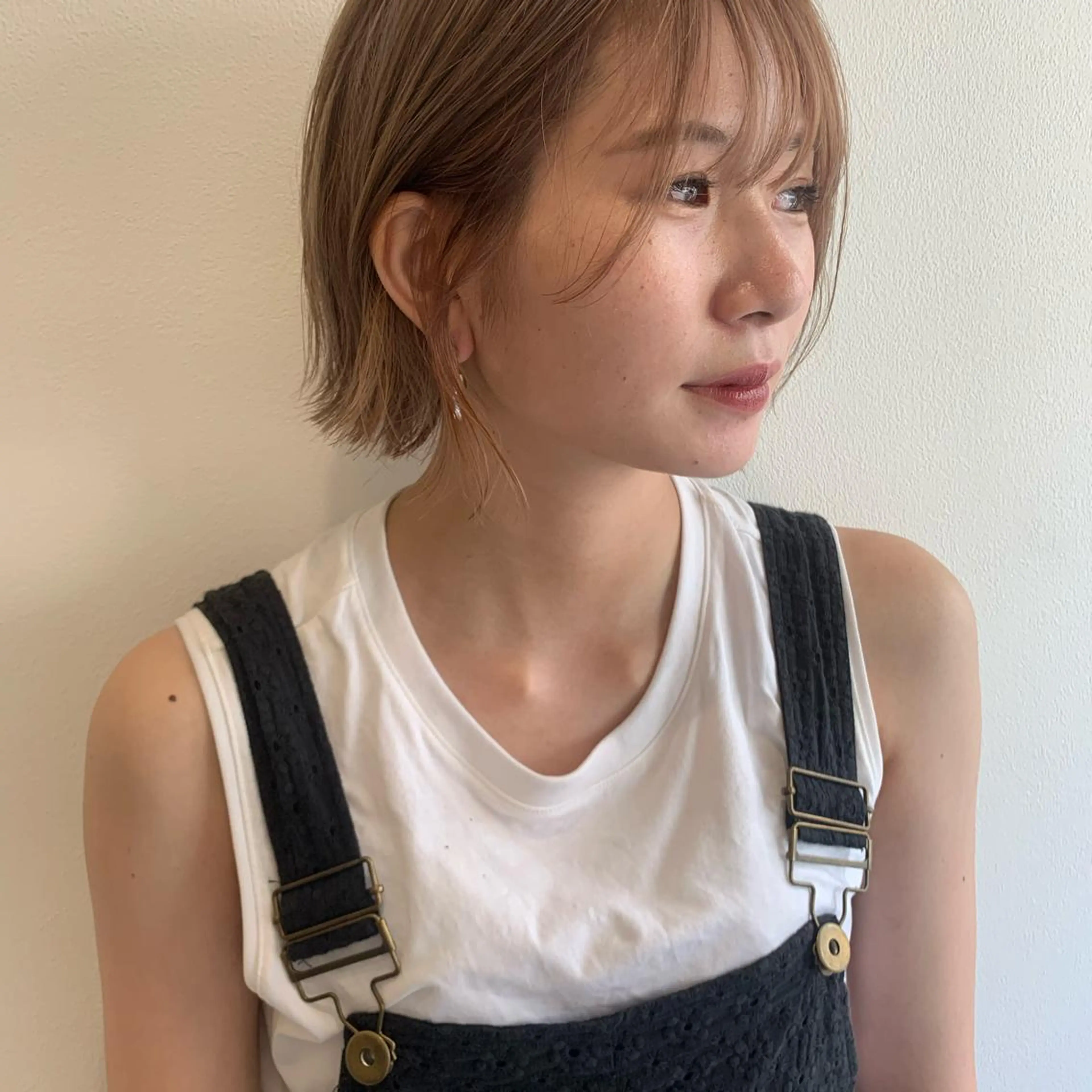 カラー ベージュカラー 透明感カラー ヘアカラー MARU パーマ/レイヤーのヘアスタイル