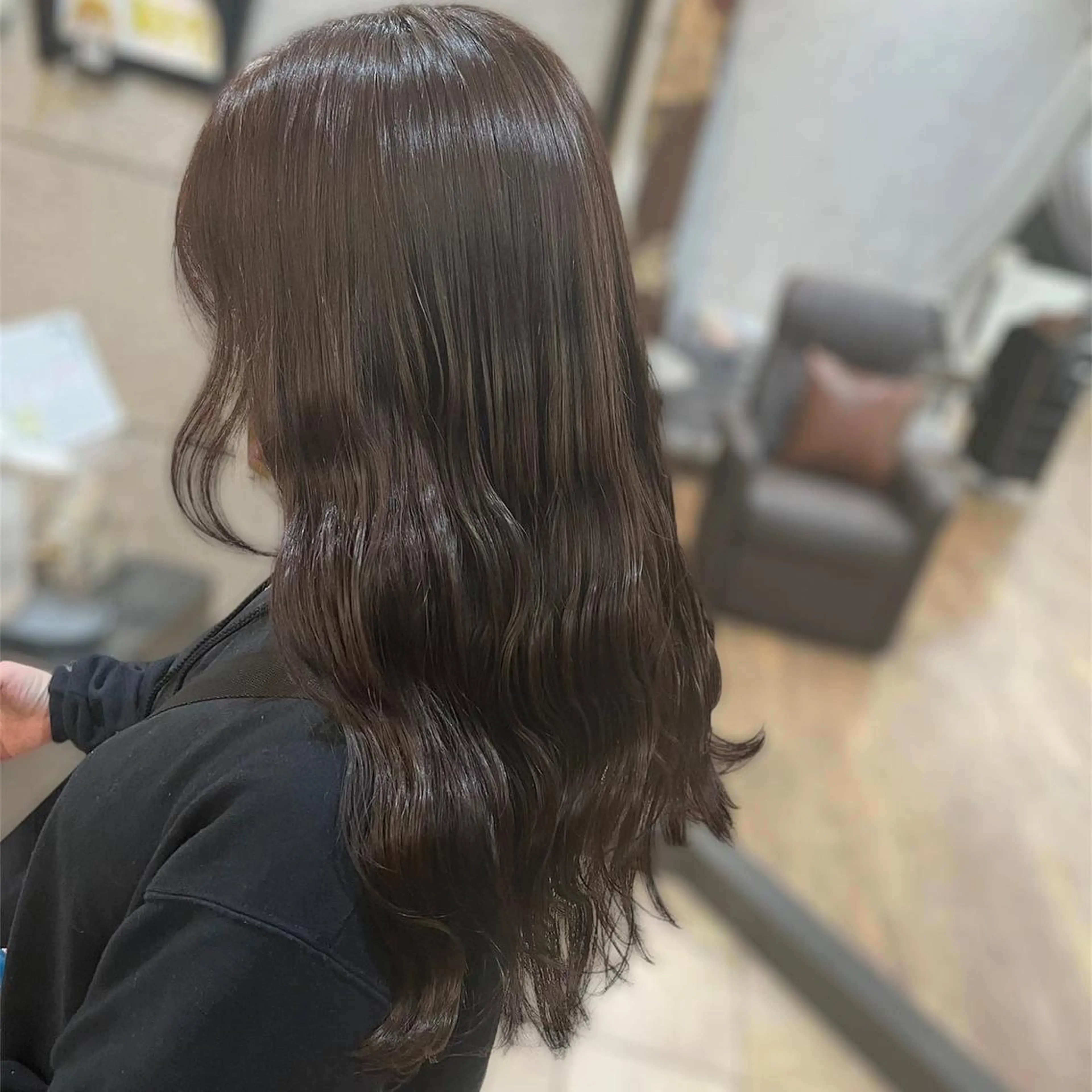 ロング カラー ブラウンカラー ACTION心斎橋店 Lisaのヘアスタイル