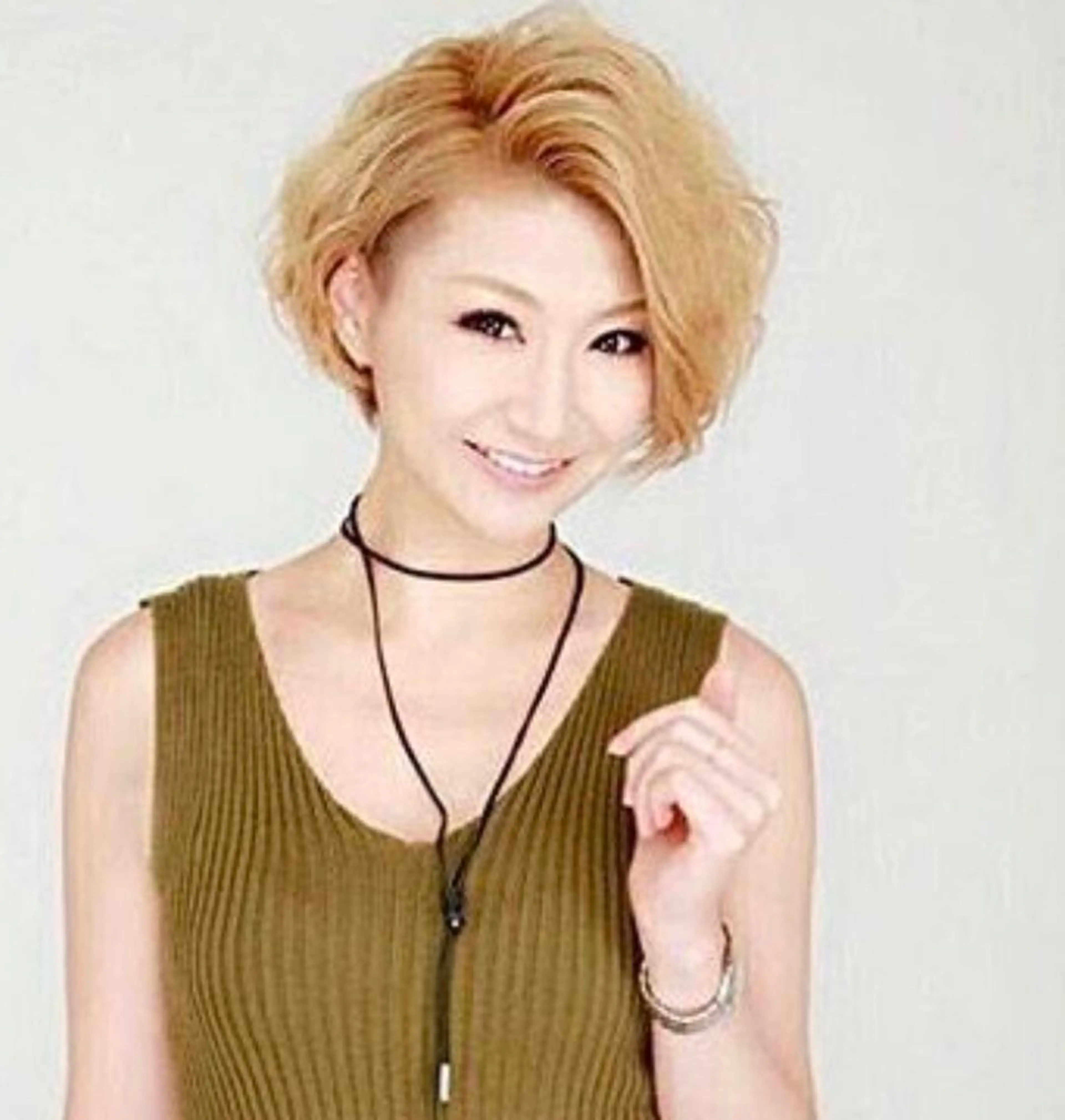 ショート カラー パーマ ヘアアレンジ ネイル マツエク・マツパ 吉川 宙翔のヘアスタイル