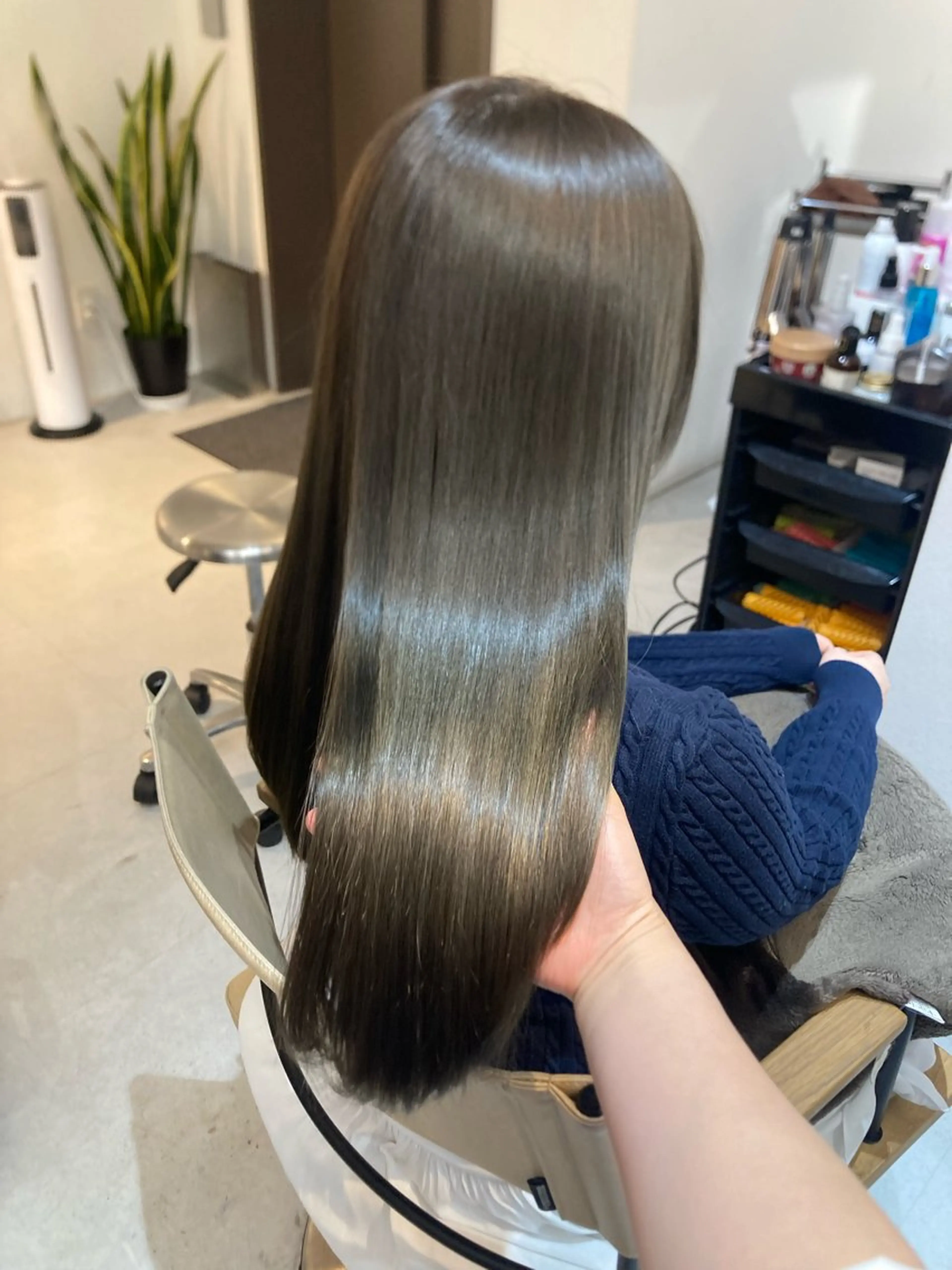 ロング カット ヘアカラー トリートメント ✨色持ちの良い艶 カラー✨蟹江真世のヘアスタイル