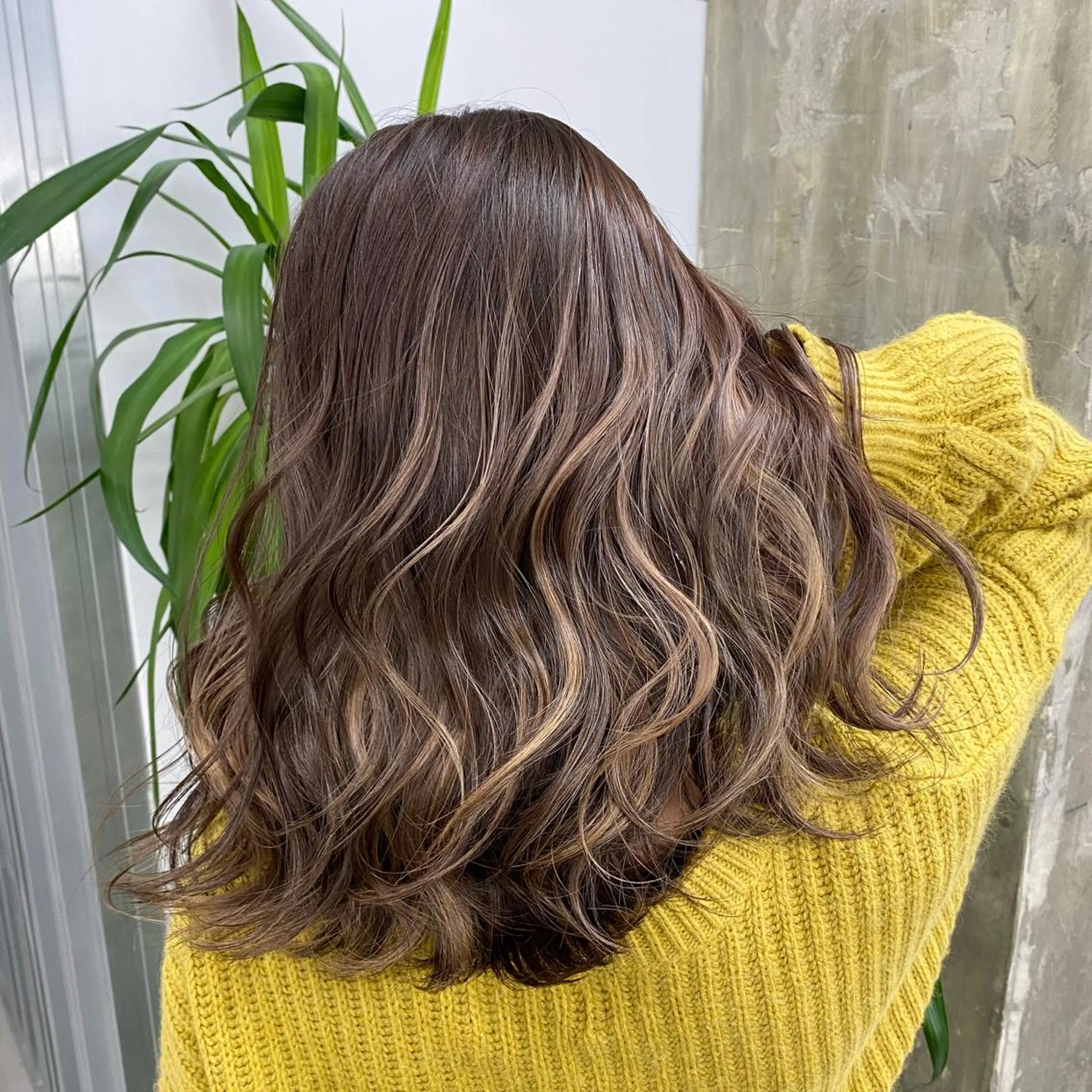 ミディアム ハイライト レイヤーカット/ 髪質改善/ハイライトのヘアスタイル