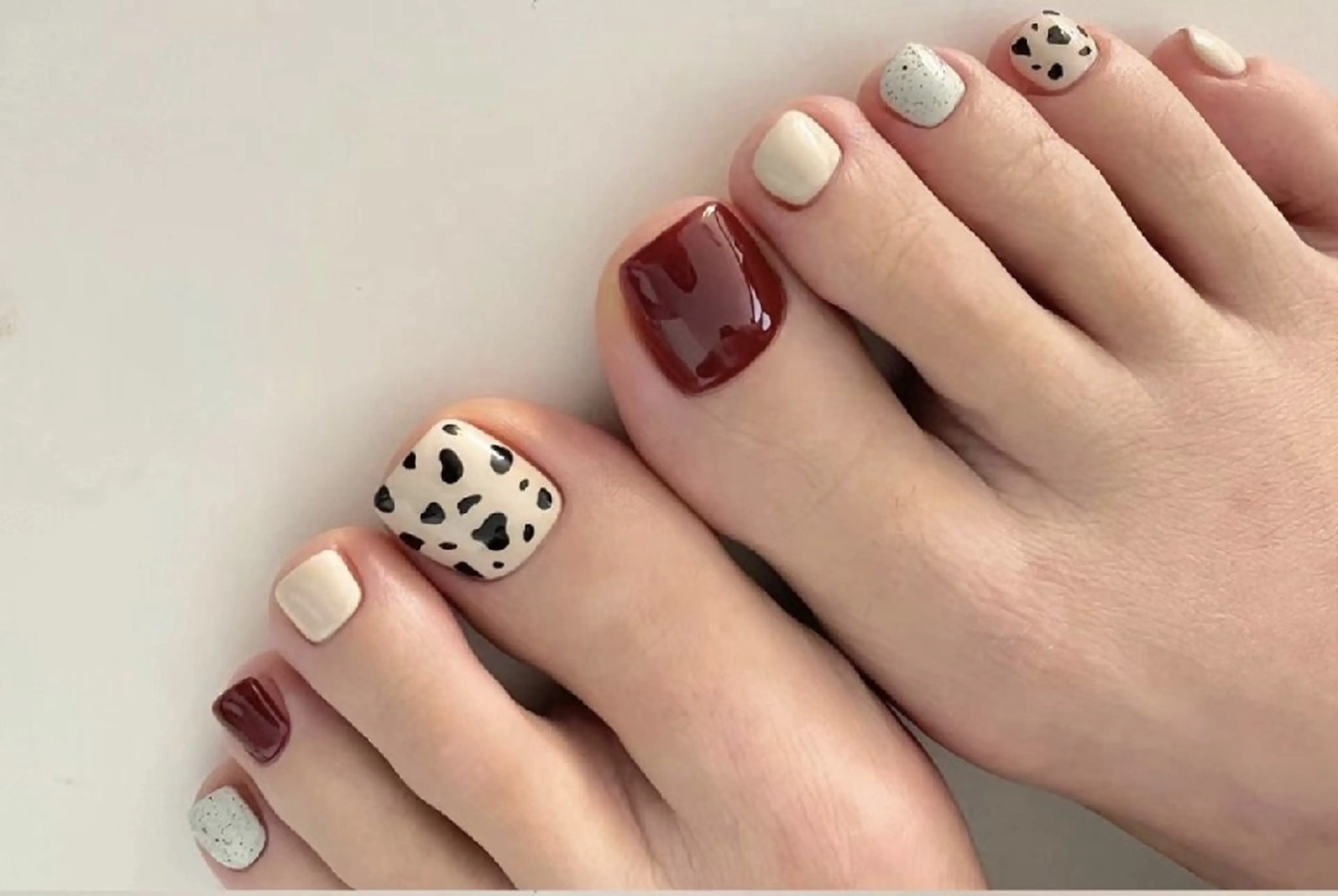 ネイル フットネイル UM Nail Salonのネイルデザイン