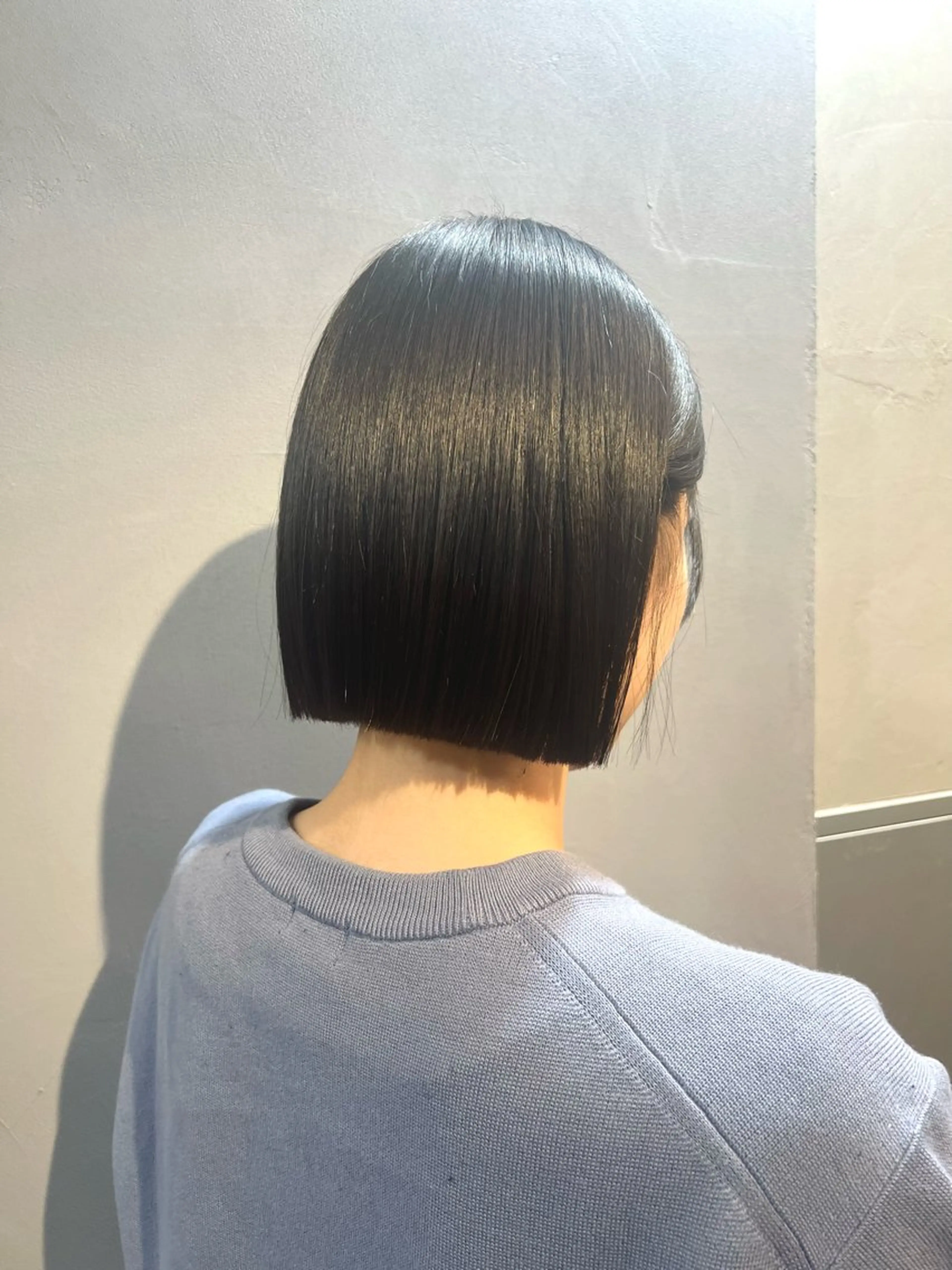 ショート カラー 切りっぱなしボブ ボブ 神戸ボブ✂️ ioe三宮/田 伸佳のヘアスタイル