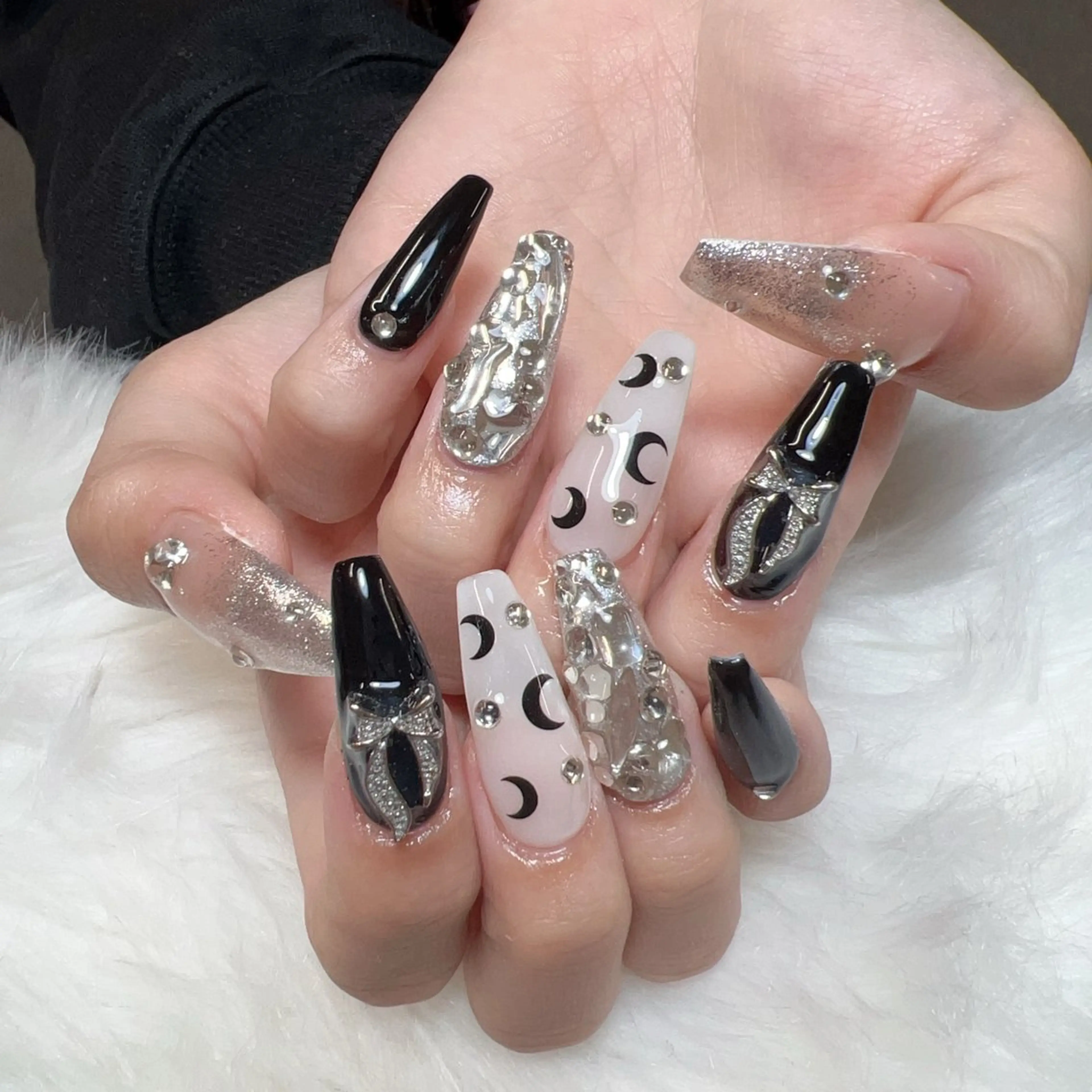 ネイル ハンドネイル 🦢Ella💌 長さだし専門店☁️のネイルデザイン