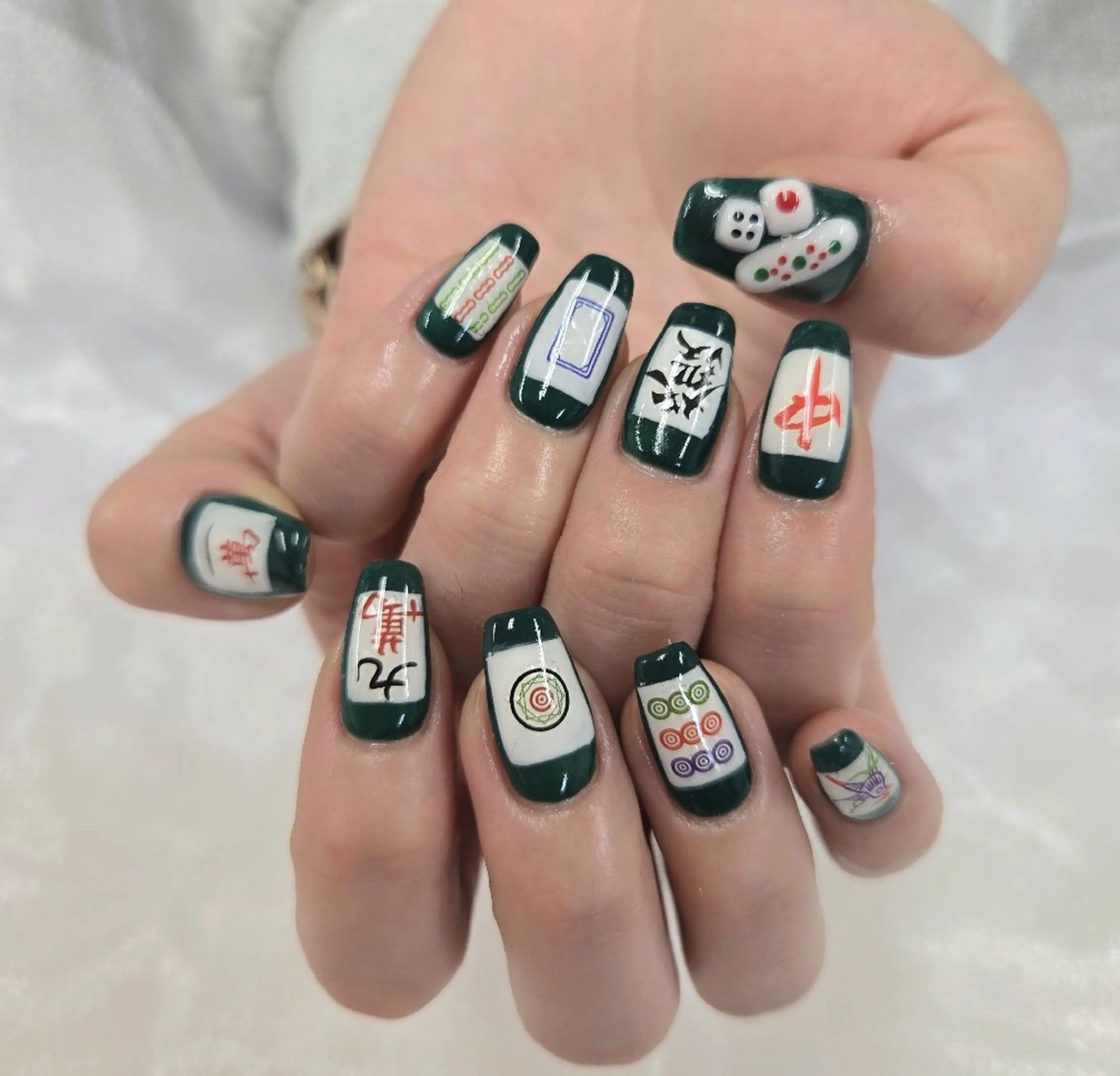 ネイル アートネイル オーロラネイル チークネイル ジェルネイル グラデーション ハンドネイル 河野ちえ (雑誌掲載サロン)のネイルデザイン