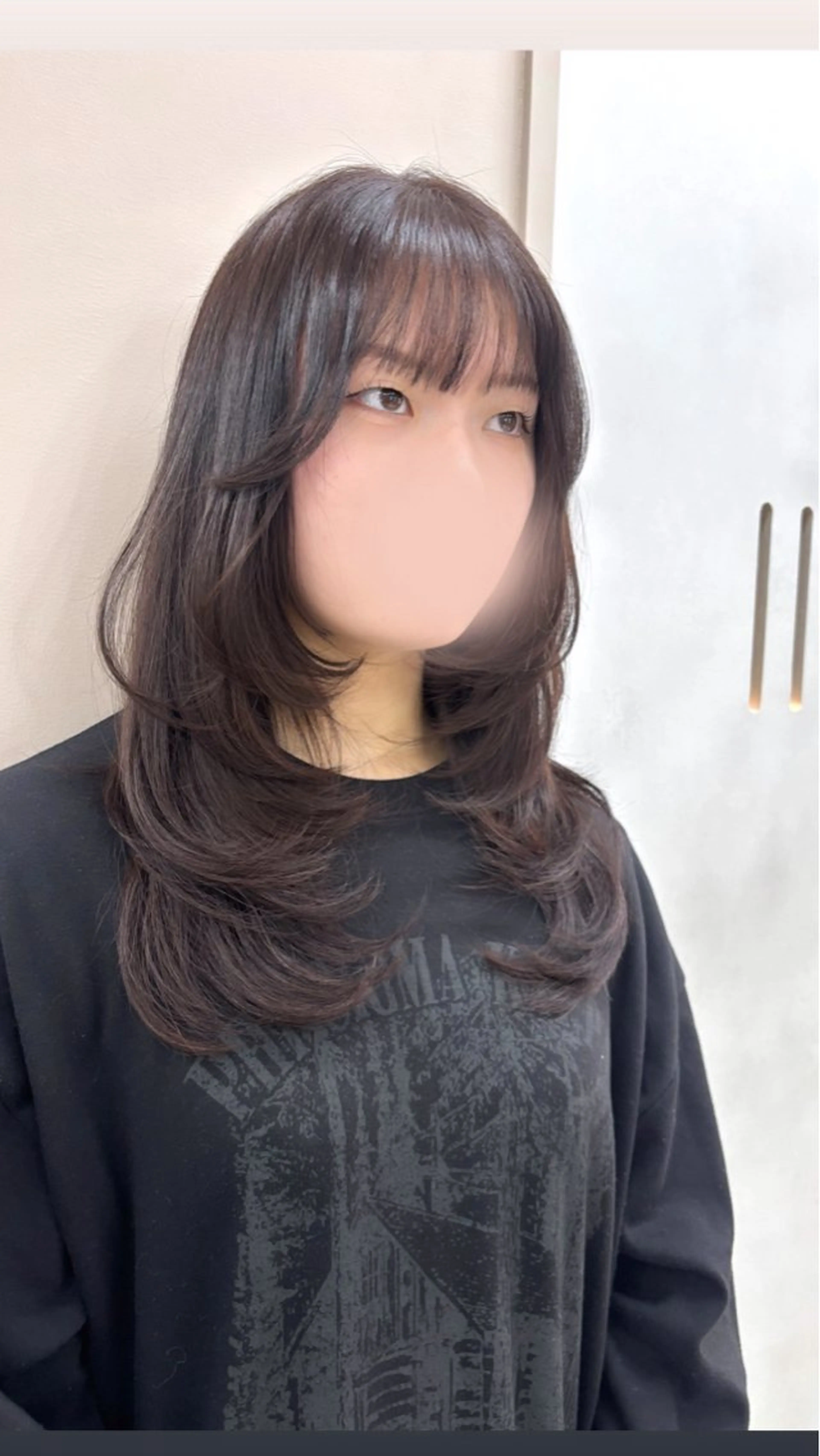 ロング レイヤーカット 小顔カット カット ヘアカラー トリートメント コトネ🫧 韓国風レイヤーカットのヘアスタイル