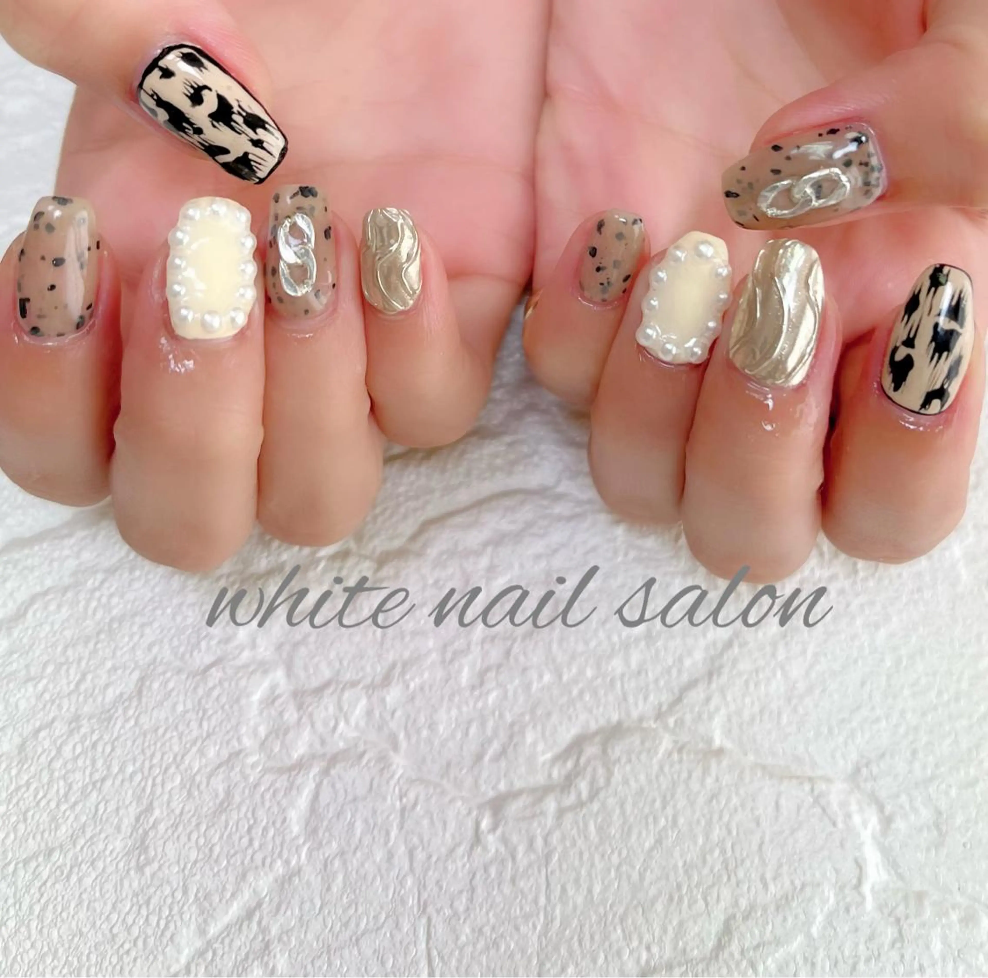ネイル フットネイル ジェルネイル ハードジェル ラメ(グリッター) 持ち込み white nail salonのネイルデザイン