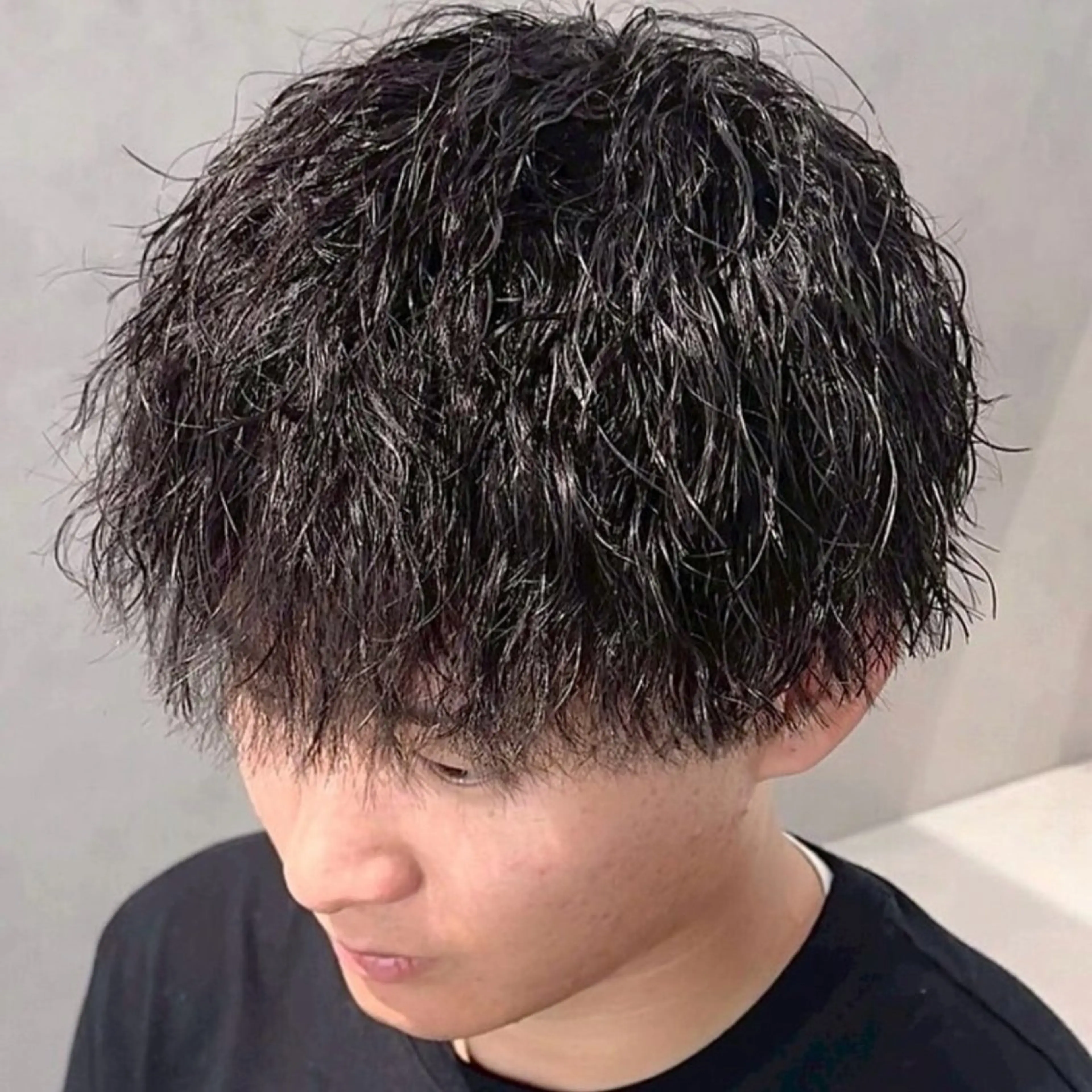 パーマ メンズ メンズパーマ ツイストスパイラルパーマ スパイラルパーマ カット パーマ 安部 真弘のヘアスタイル