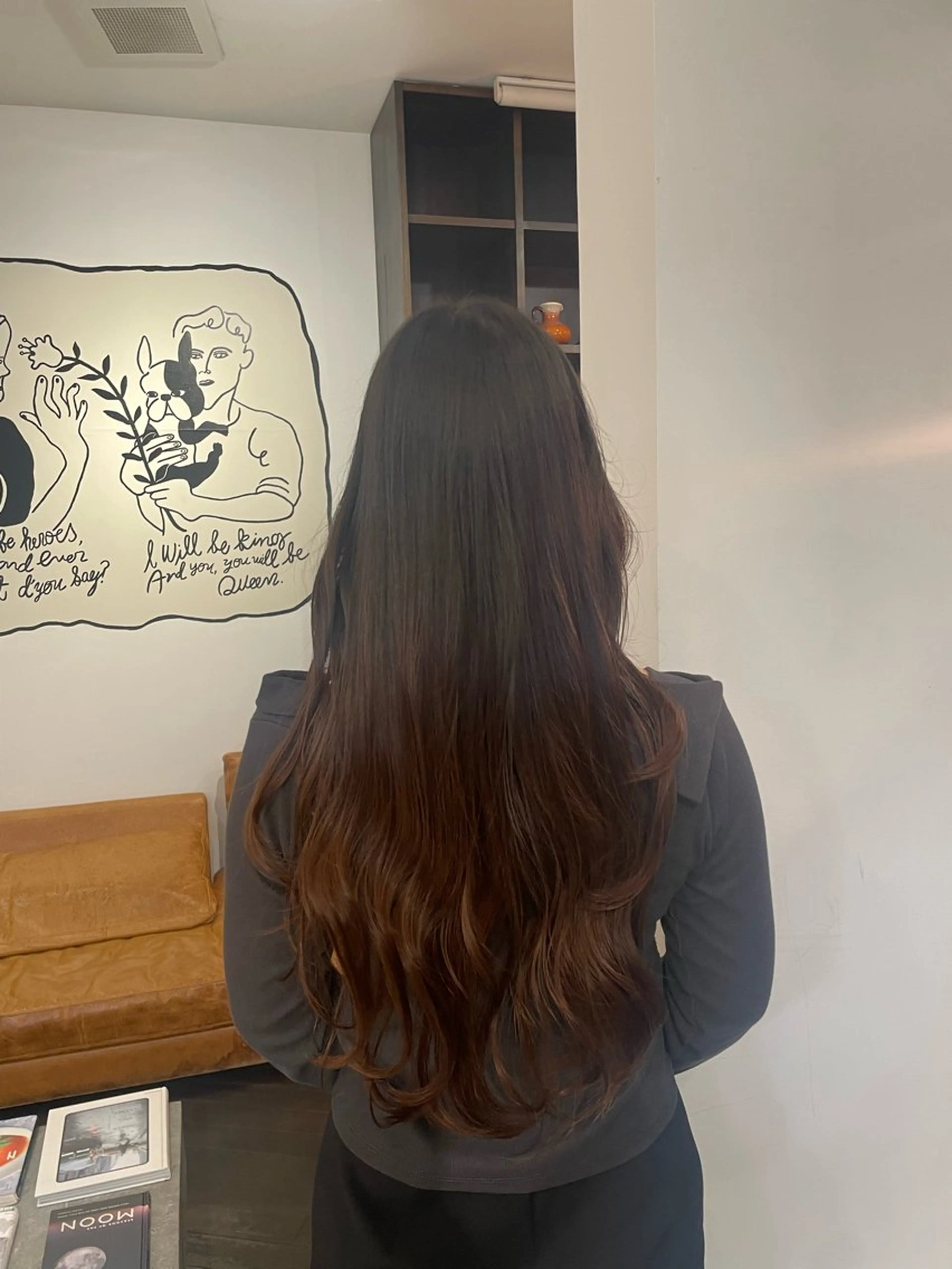 ロング レイヤーカット 西野 優夏のヘアスタイル