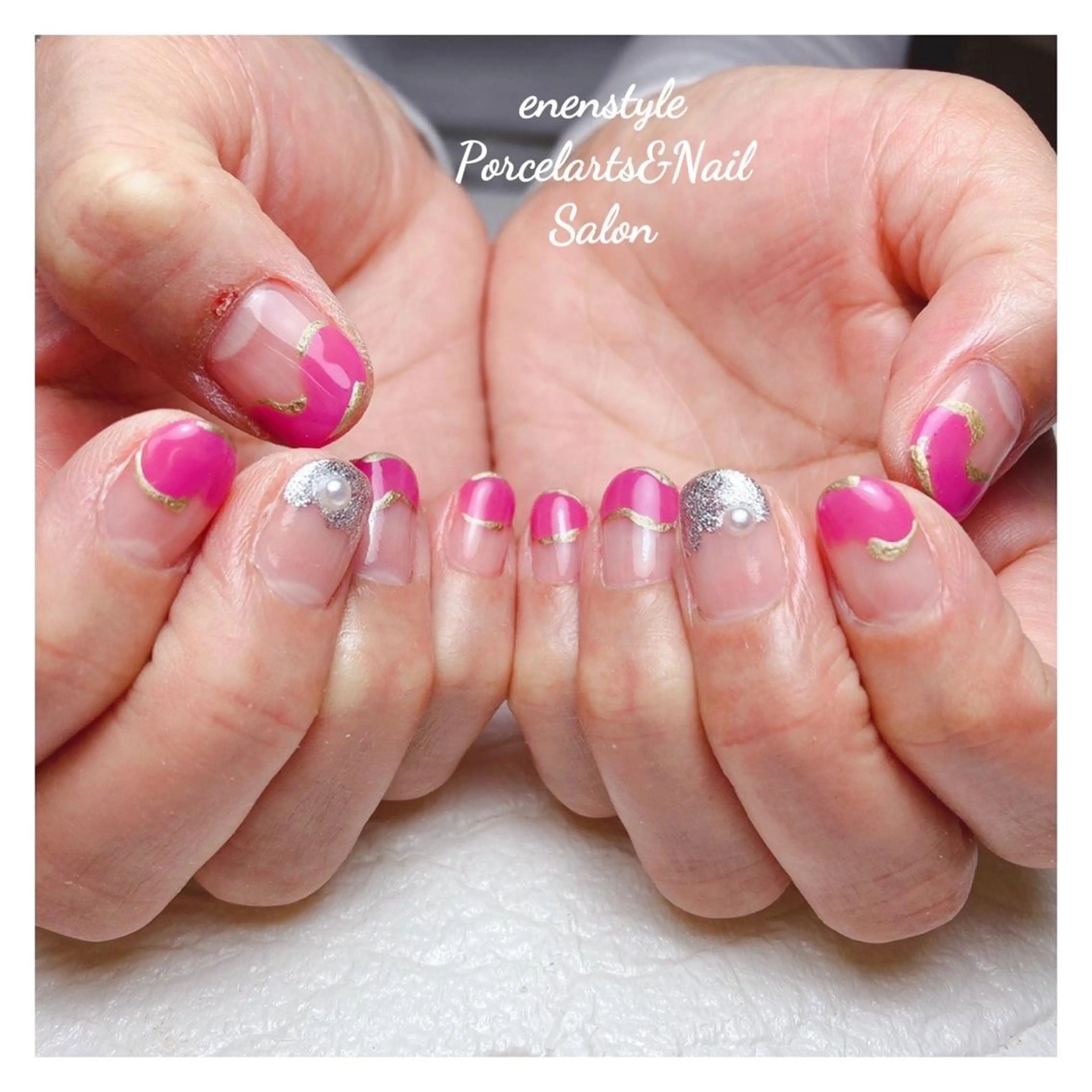 ショート ネイル 👑enen style👑のネイルデザイン