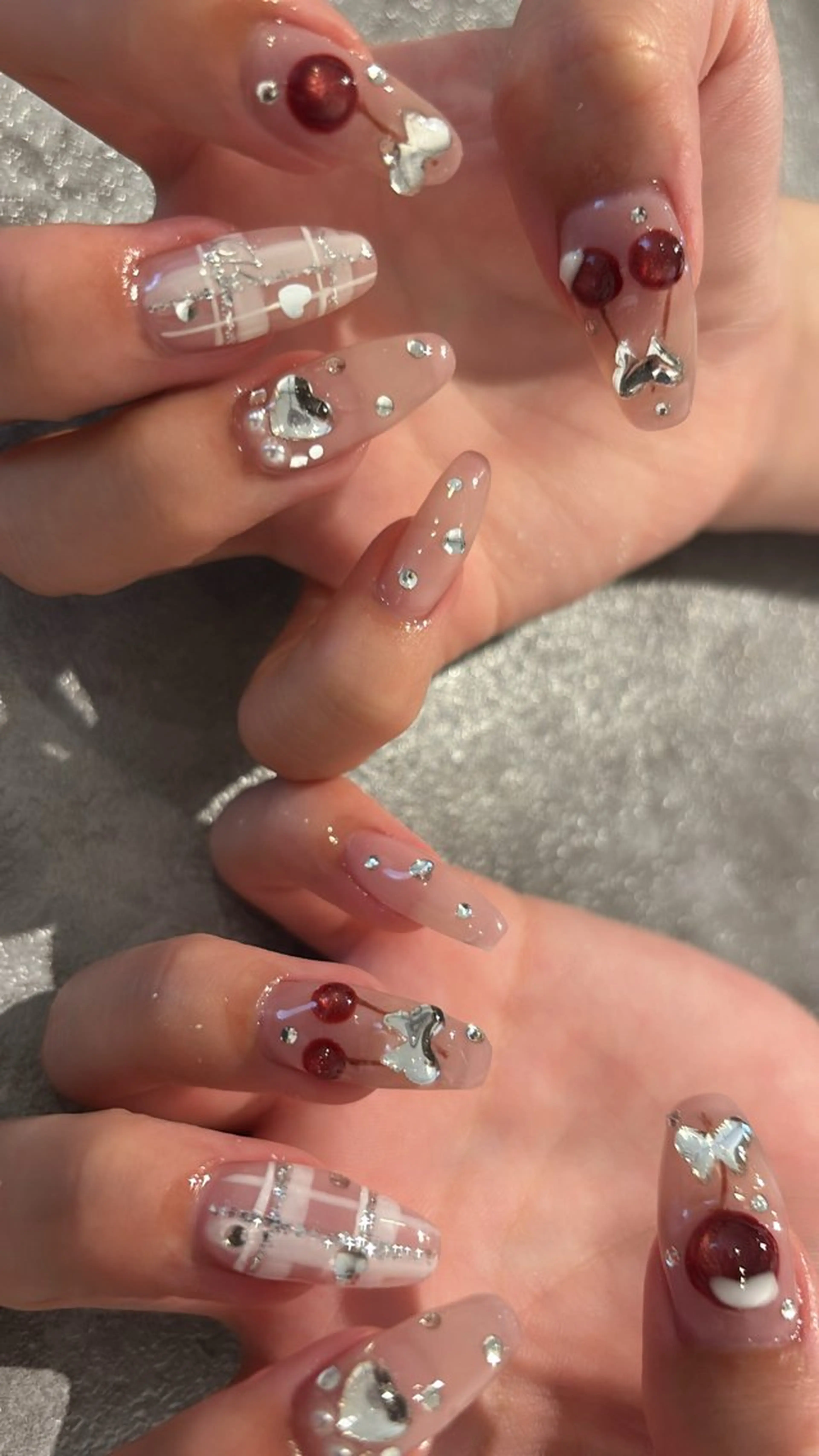 ネイル Mignon 、のネイルデザイン