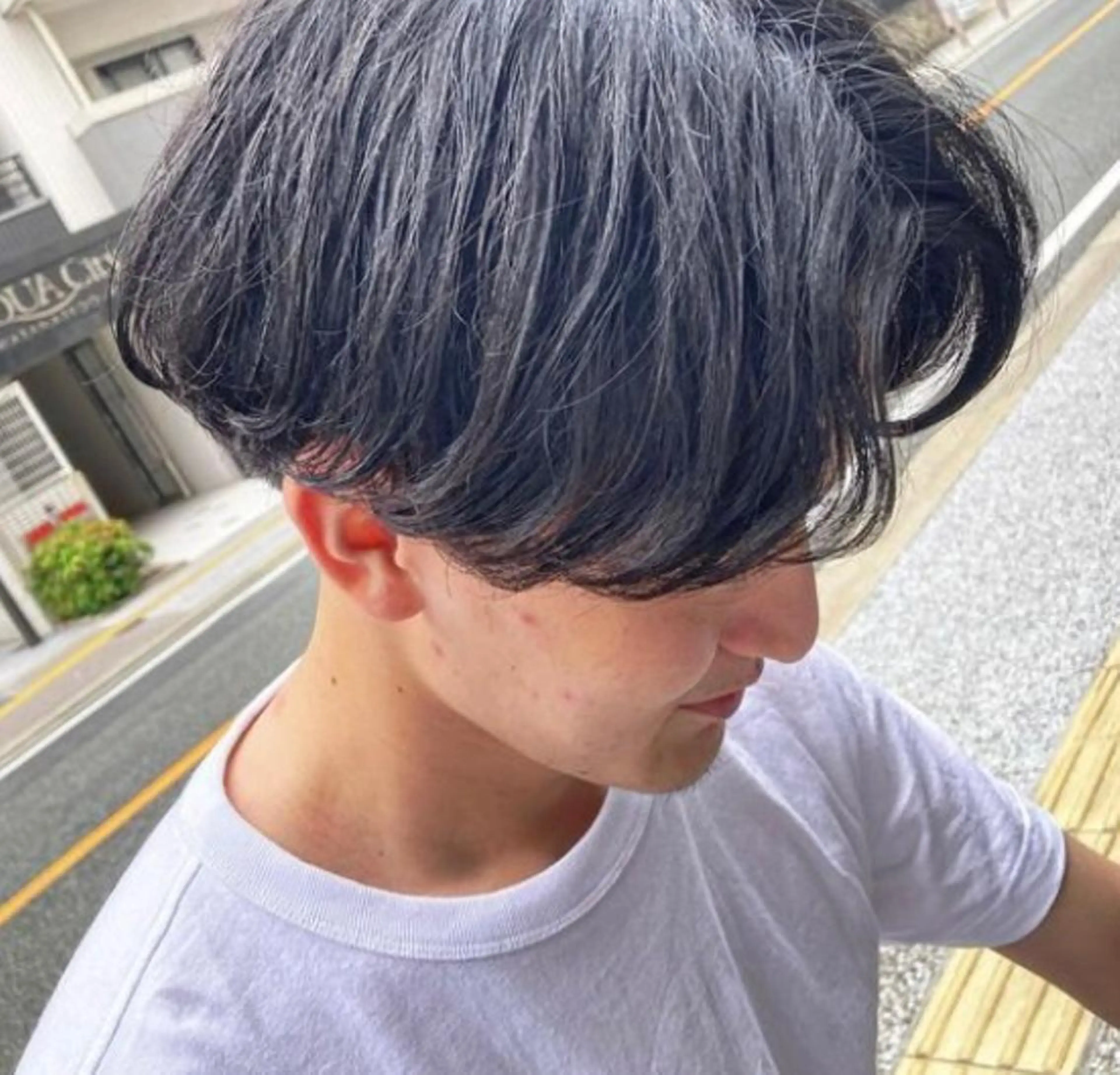 ショート パーマ メンズ カルマパーマ メンズパーマ 三浦 寛都のヘアスタイル